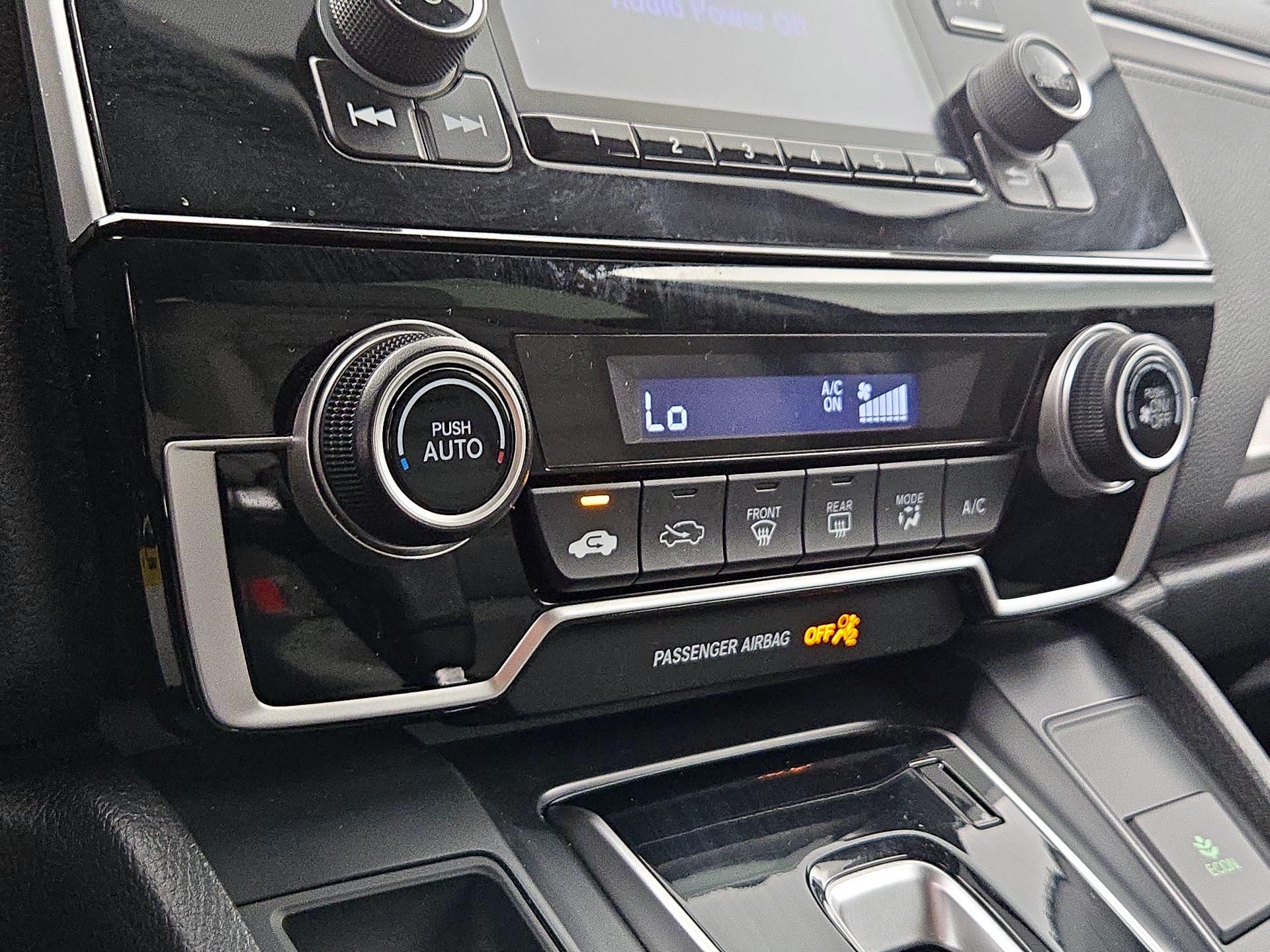 Thumbnail: 2019 Honda CR-V - 16