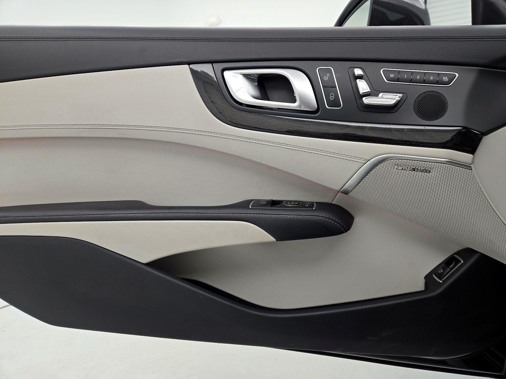 Thumbnail: 2020 Mercedes-Benz SL-Class - 12