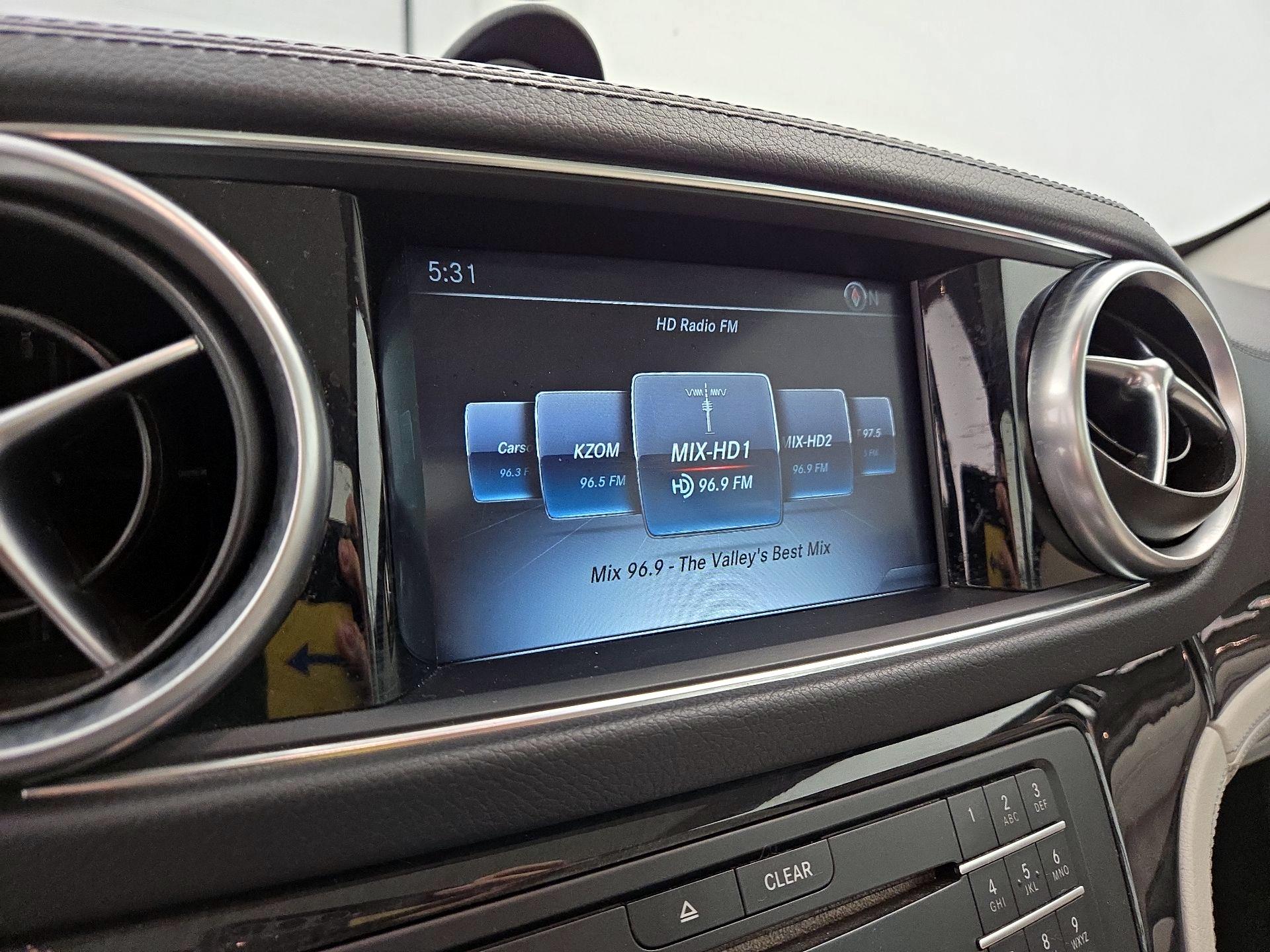 Thumbnail: 2020 Mercedes-Benz SL-Class - 16