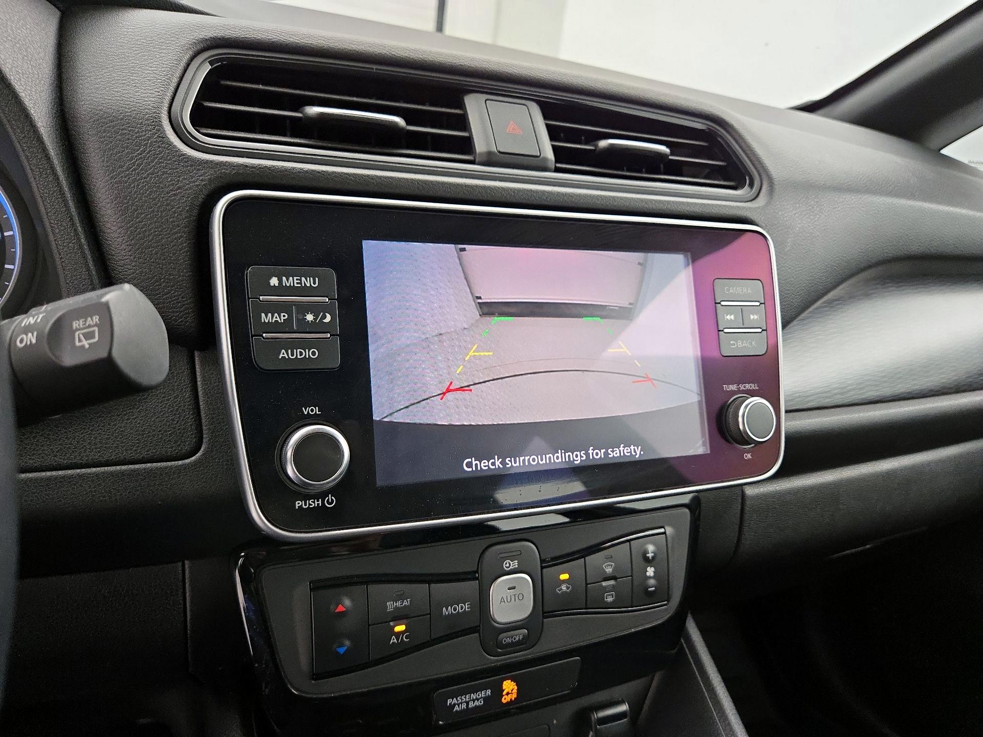 Thumbnail: 2019 Nissan Leaf - 14