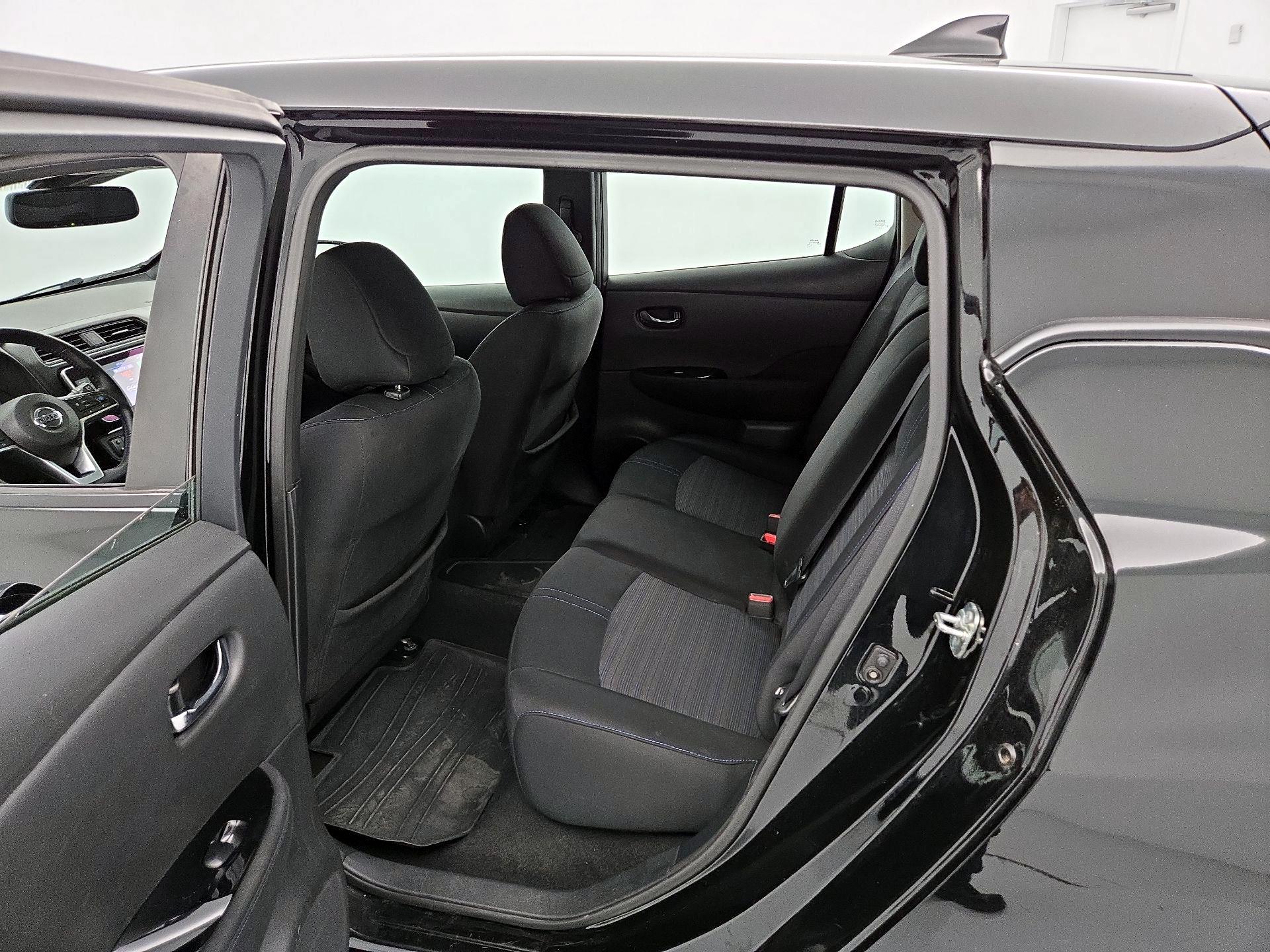 Thumbnail: 2019 Nissan Leaf - 19