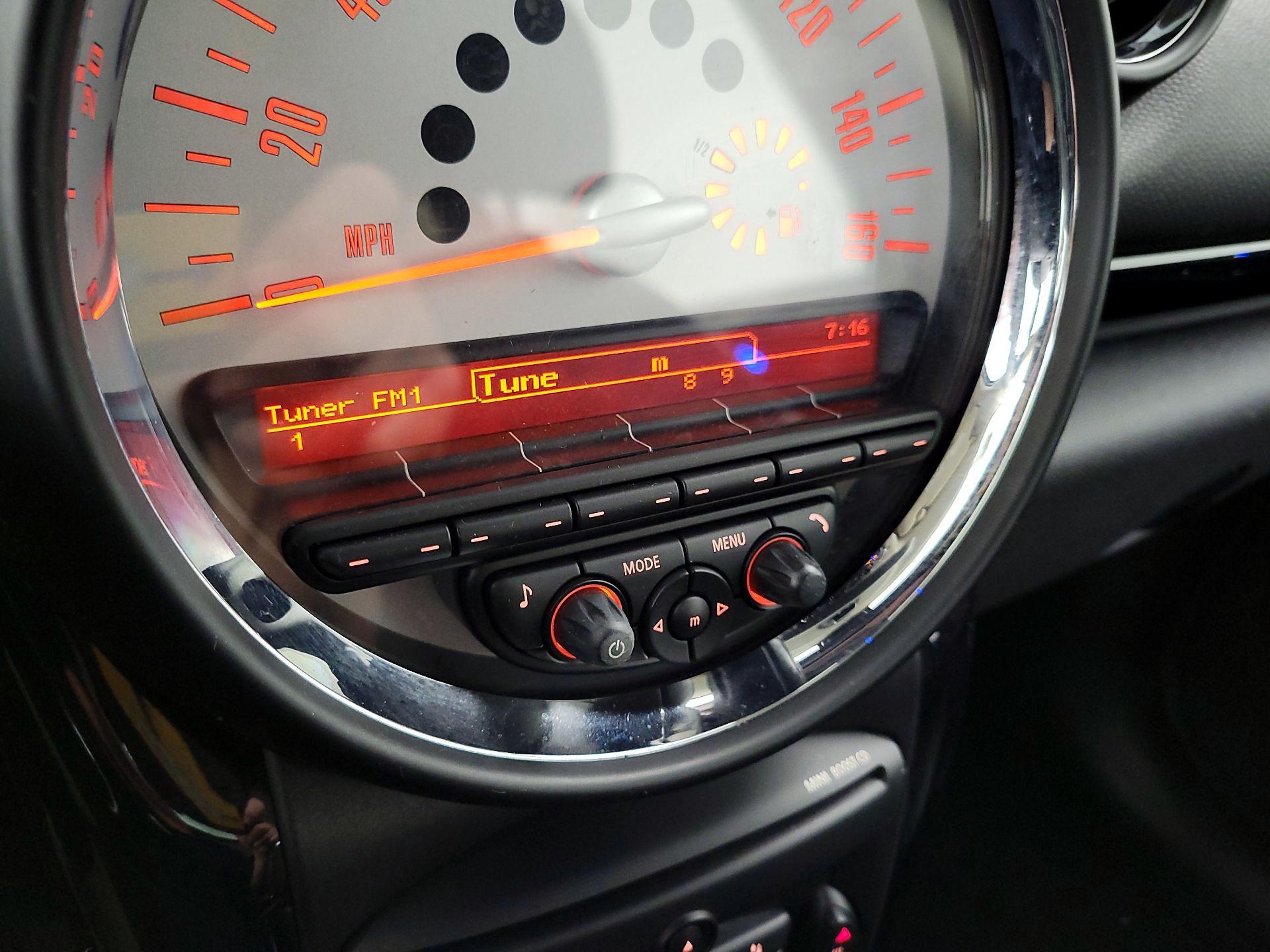 Thumbnail: 2014 MINI Cooper Countryman - 13