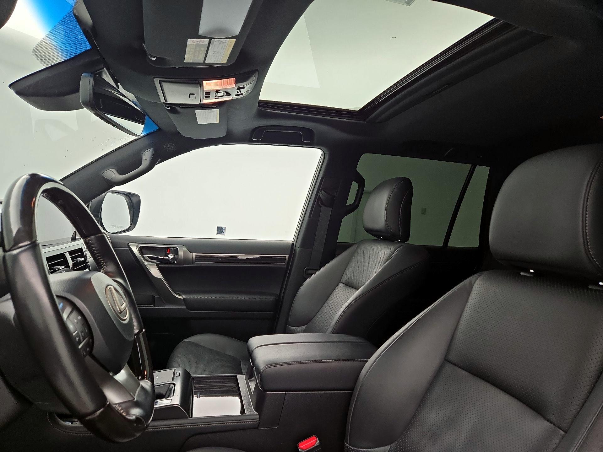Thumbnail: 2023 Lexus GX - 20