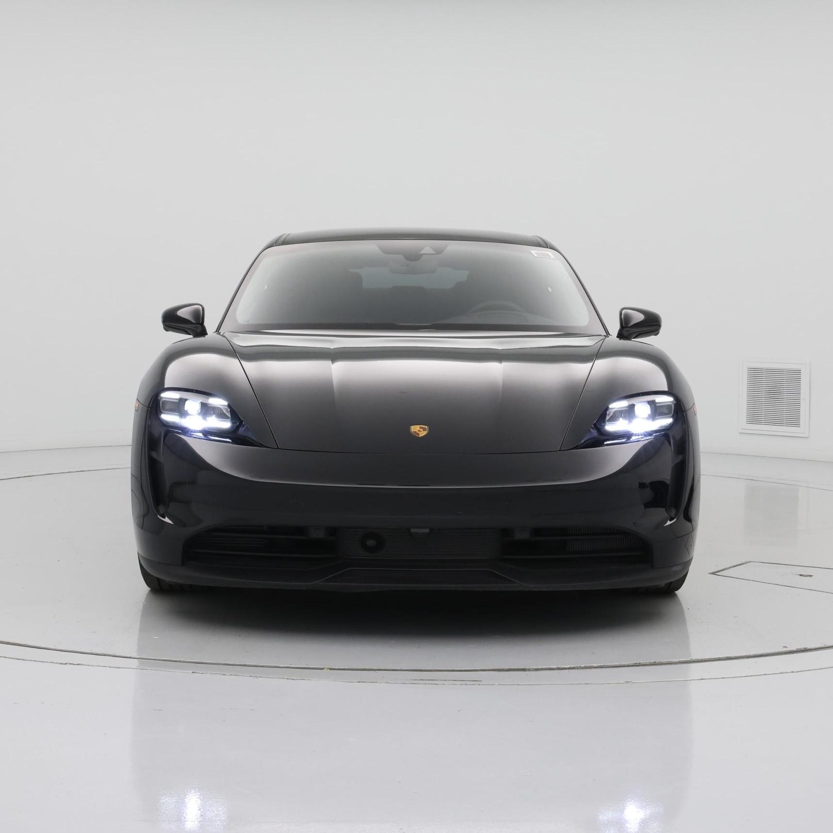 Thumbnail: 2022 Porsche Taycan - 5