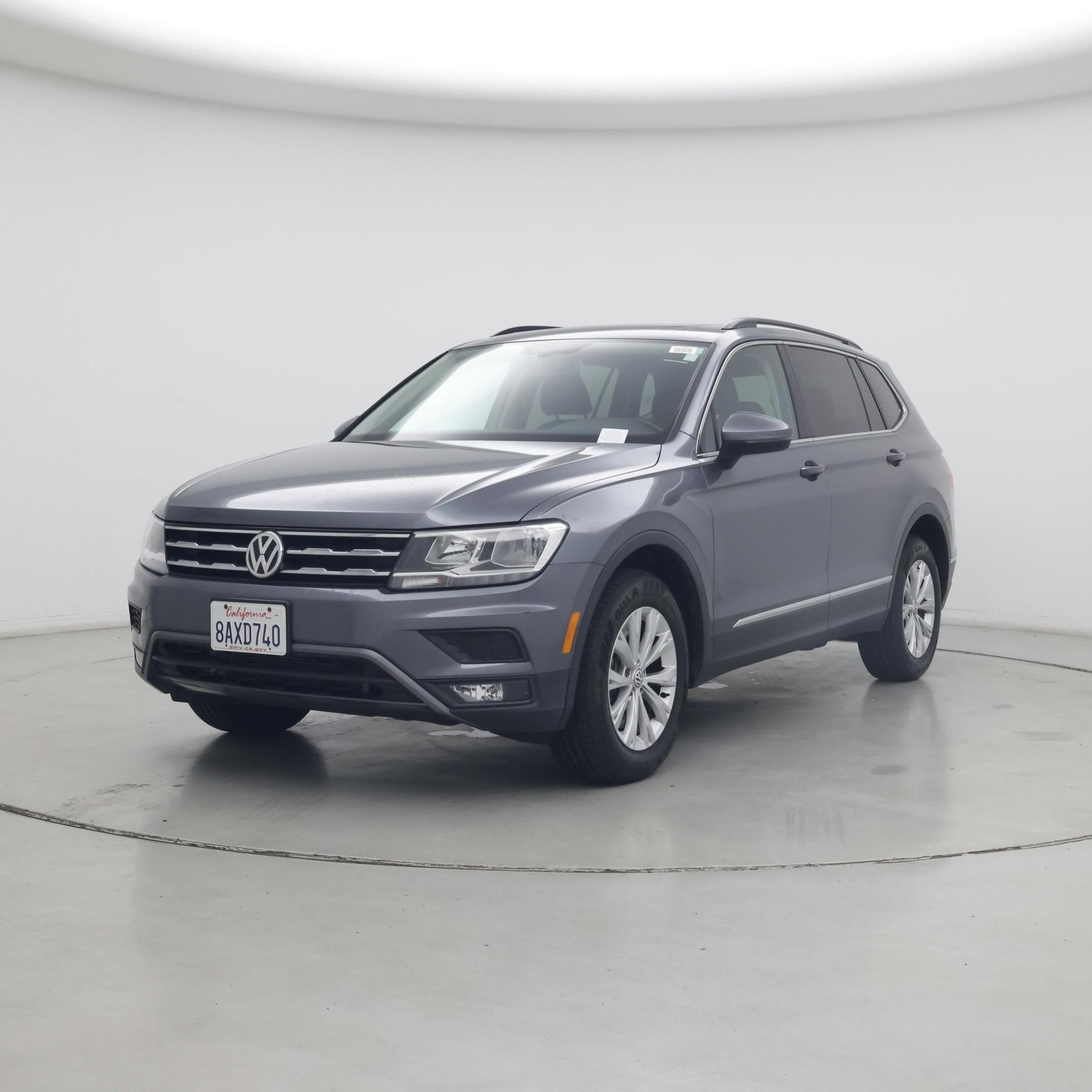 Thumbnail: 2018 Volkswagen Tiguan - 4