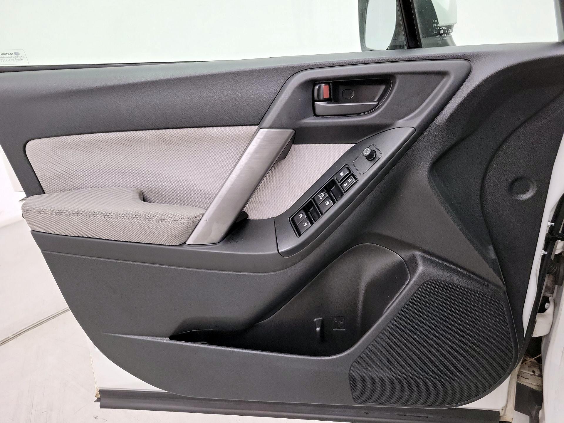Thumbnail: 2014 Subaru Forester - 12
