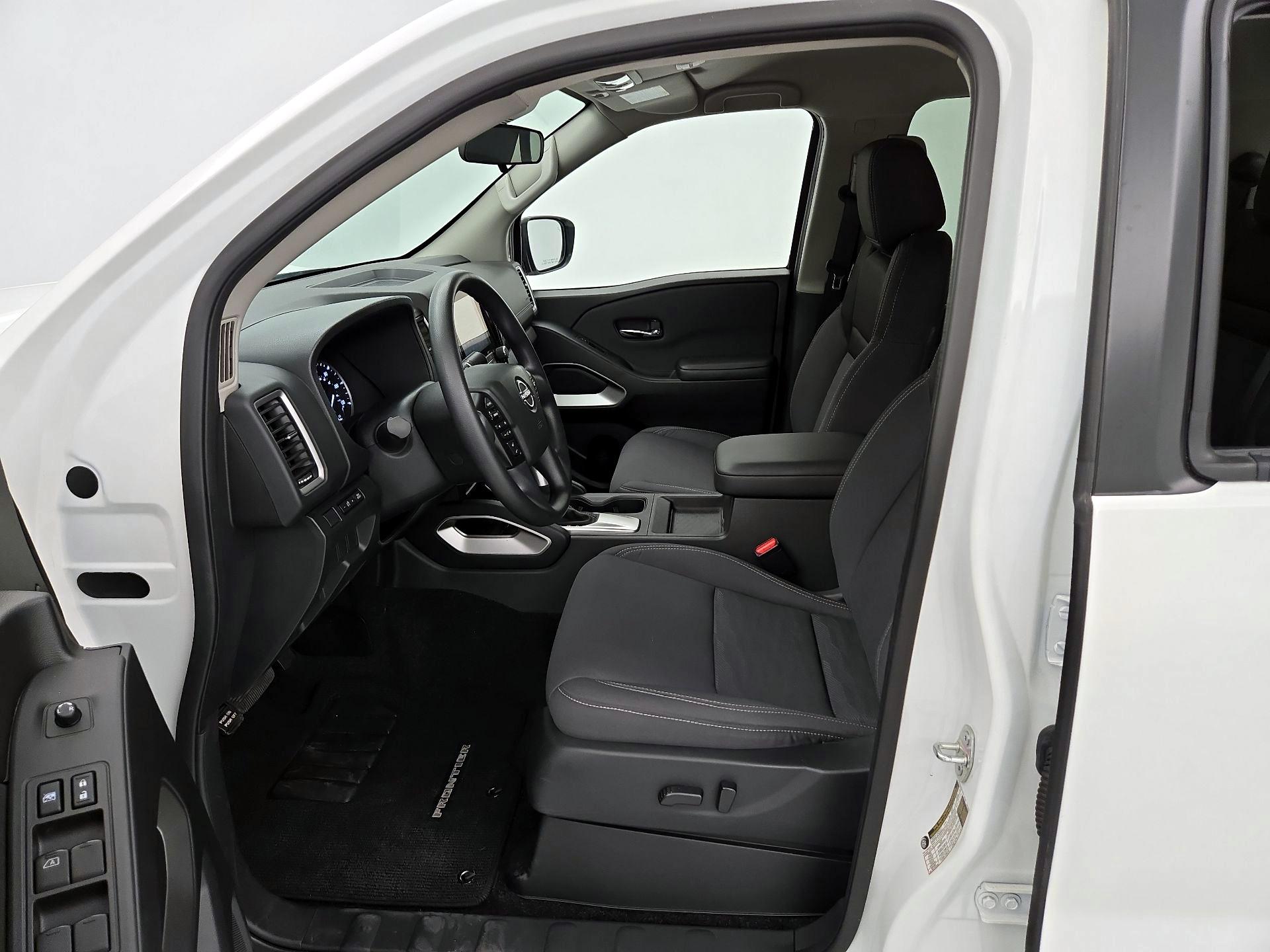 Thumbnail: 2024 Nissan Frontier - 11