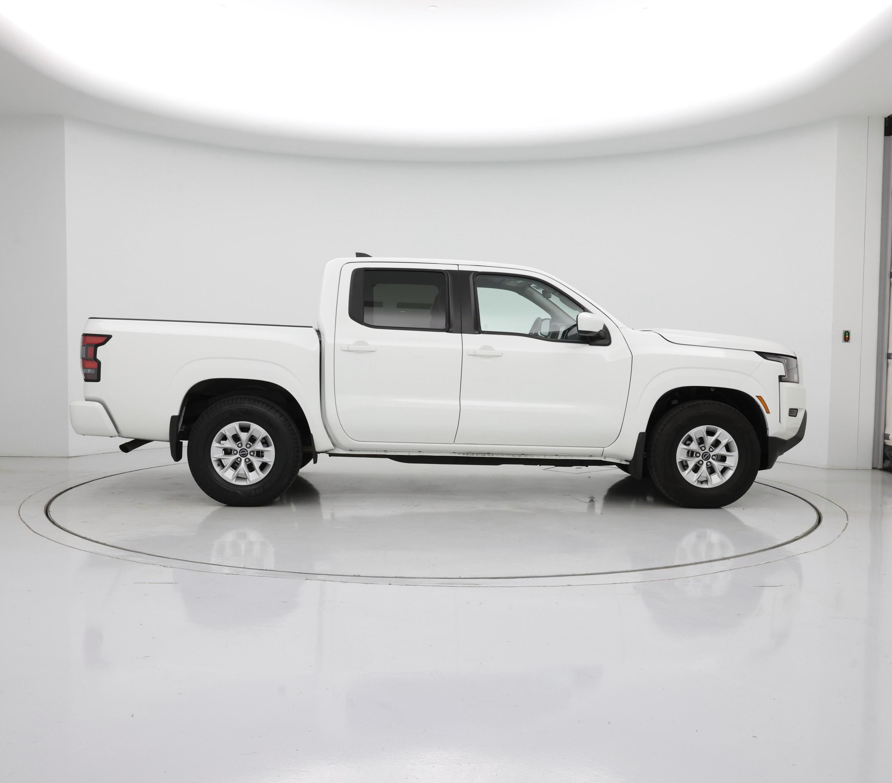 Thumbnail: 2024 Nissan Frontier - 7