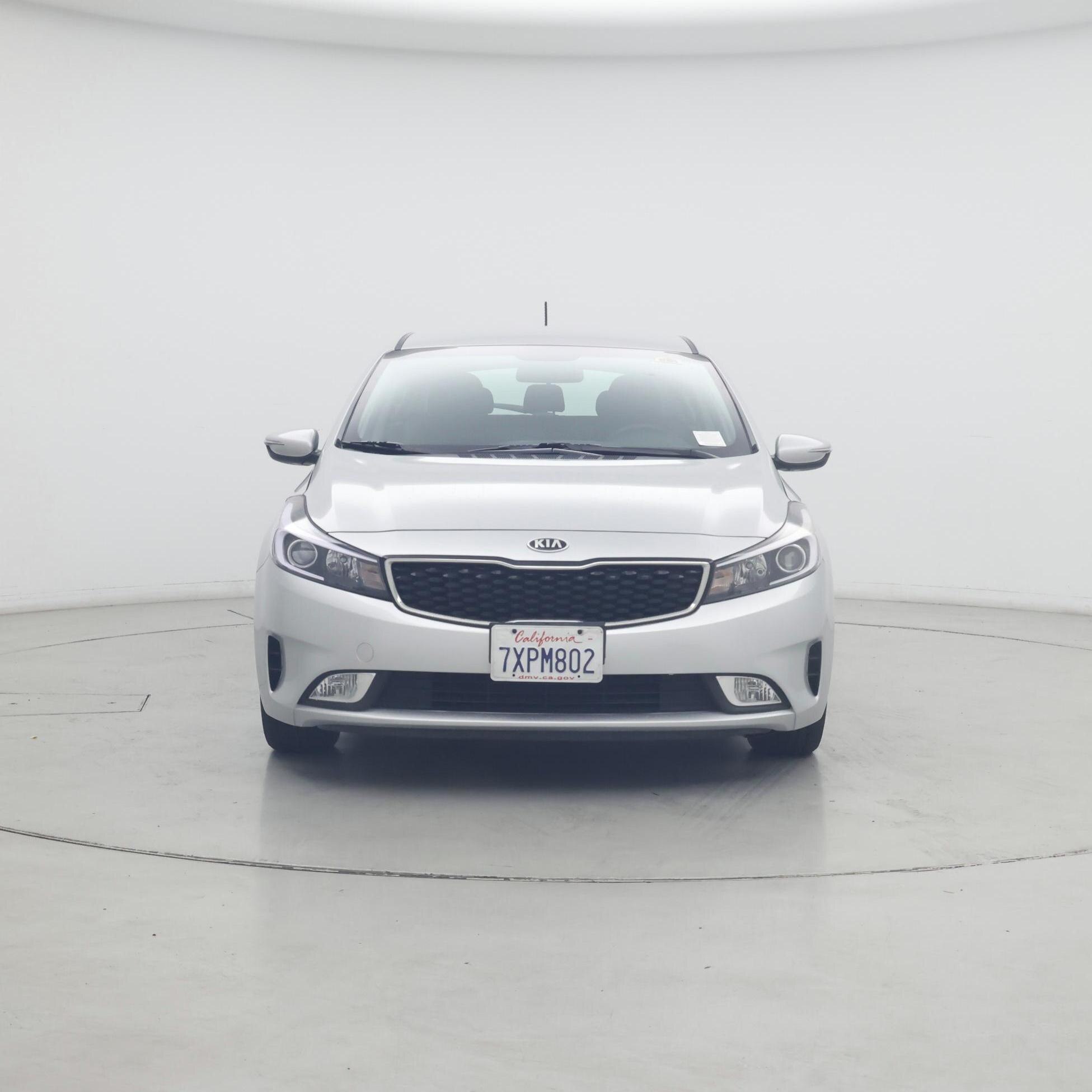 Thumbnail: 2017 Kia Forte - 5