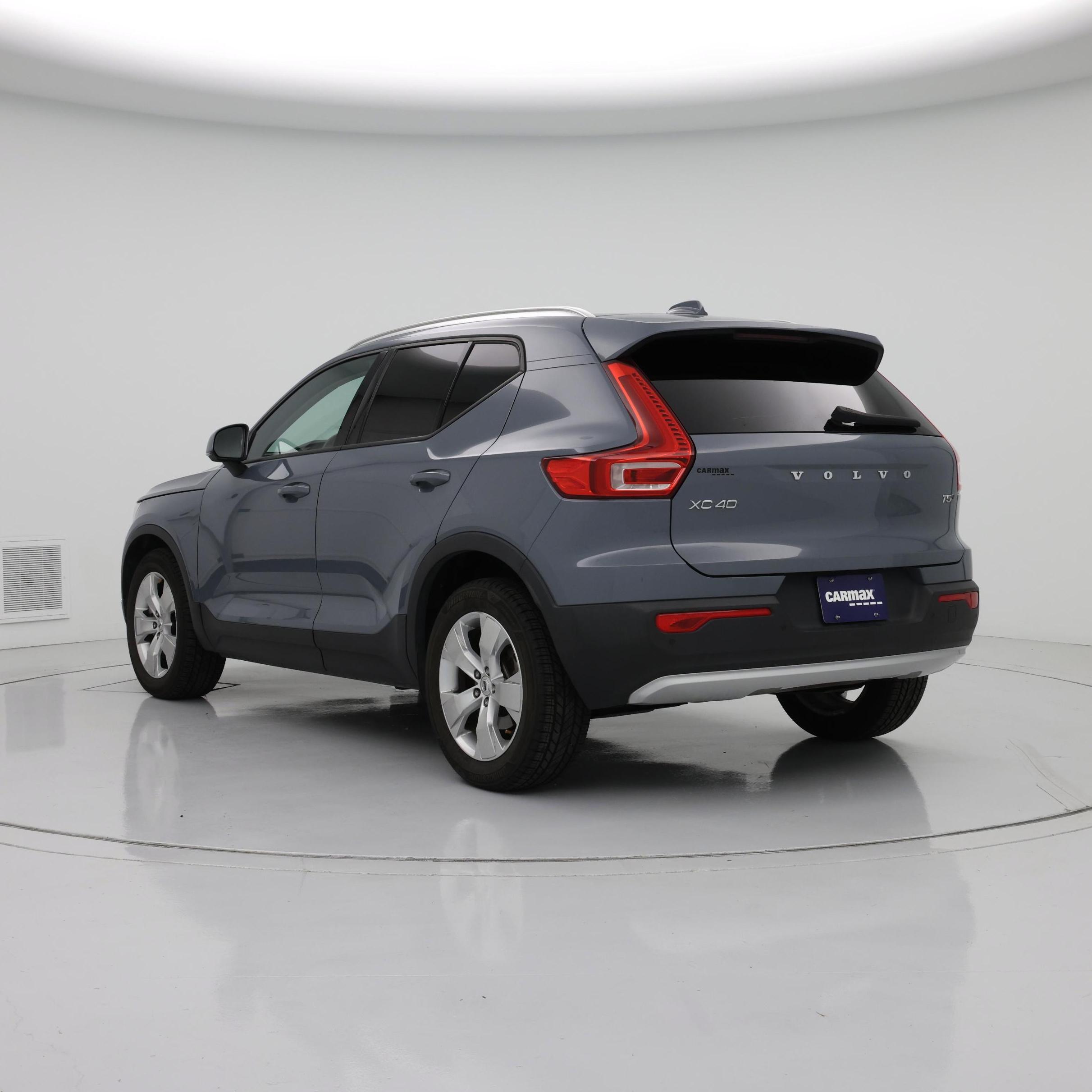 Thumbnail: 2020 Volvo XC40 - 2