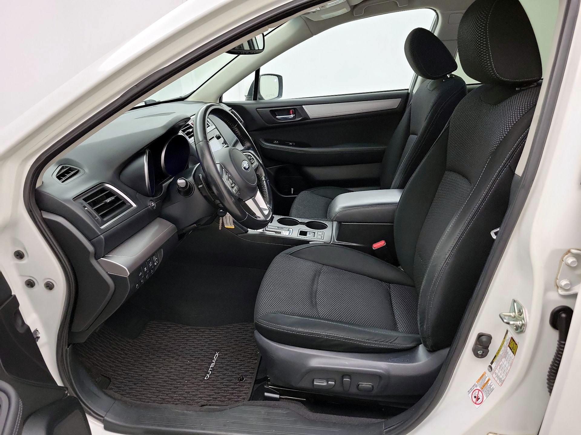 Thumbnail: 2015 Subaru Outback - 11
