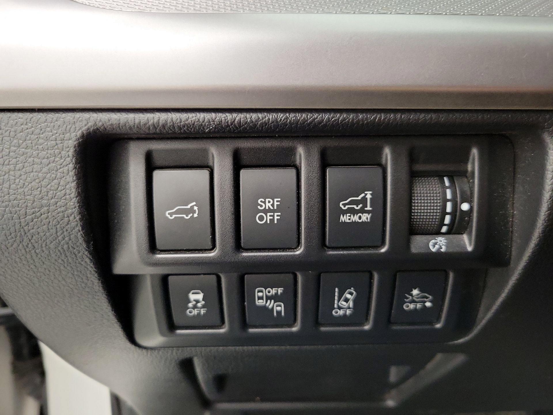 Thumbnail: 2015 Subaru Outback - 13