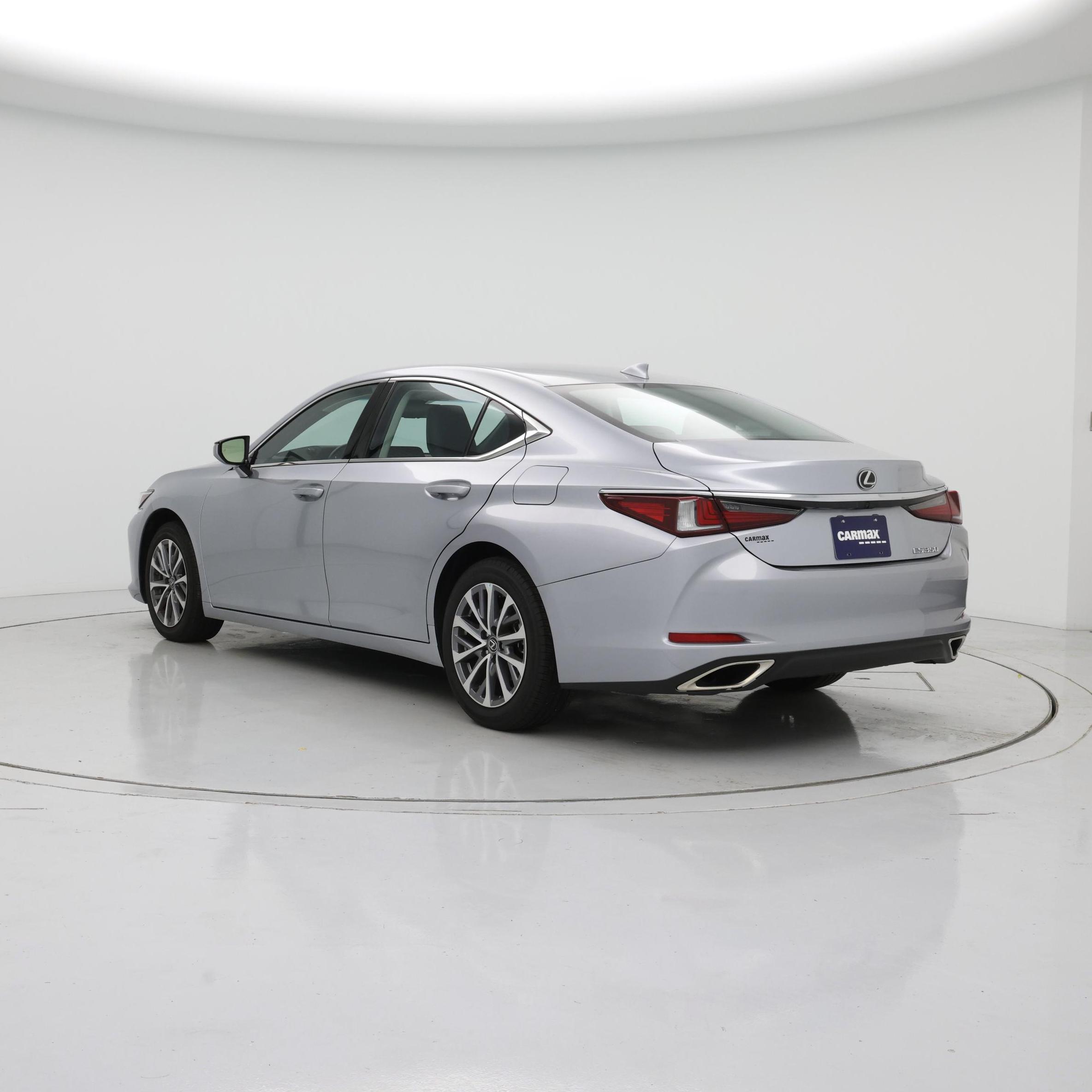 Thumbnail: 2024 Lexus ES - 2