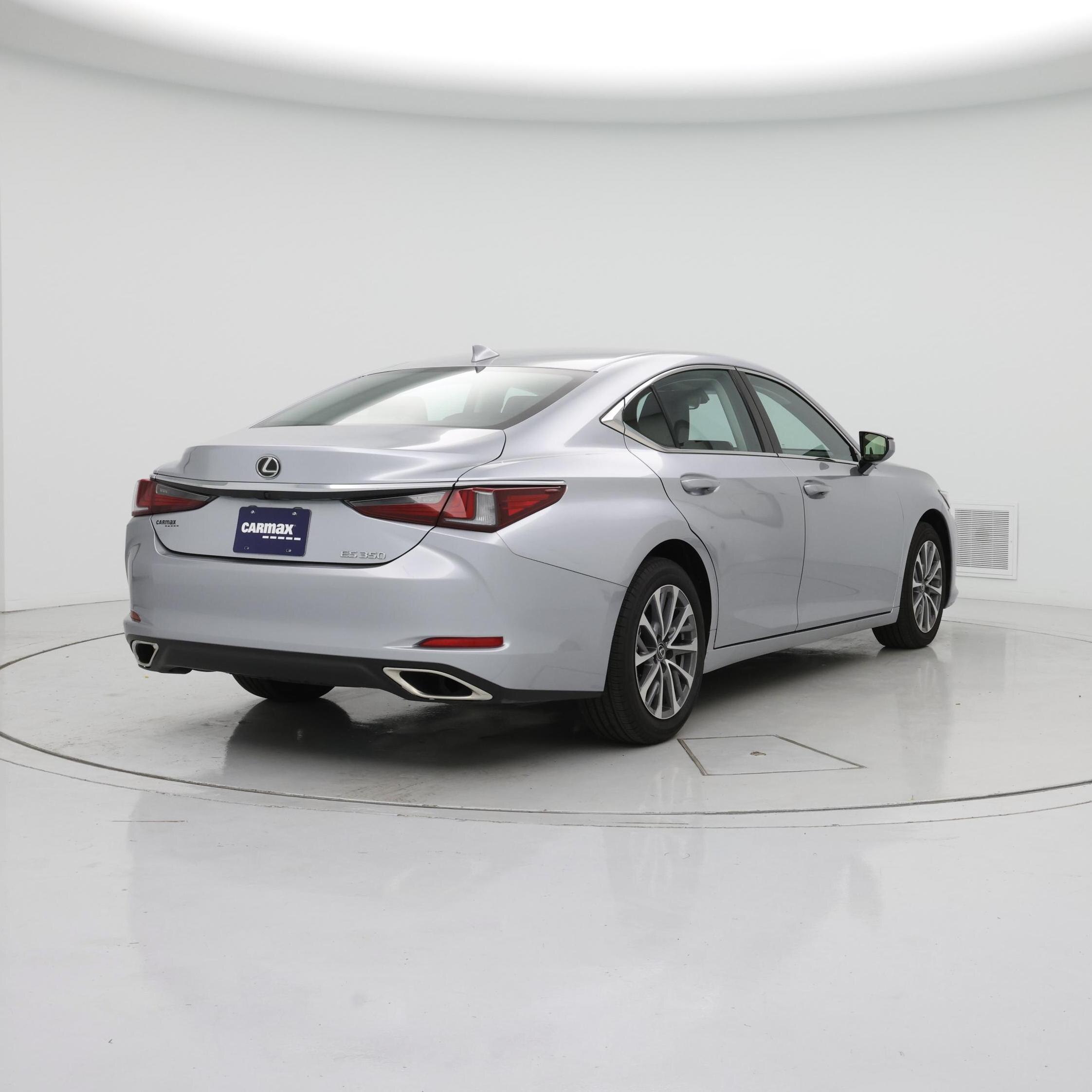 Thumbnail: 2024 Lexus ES - 8