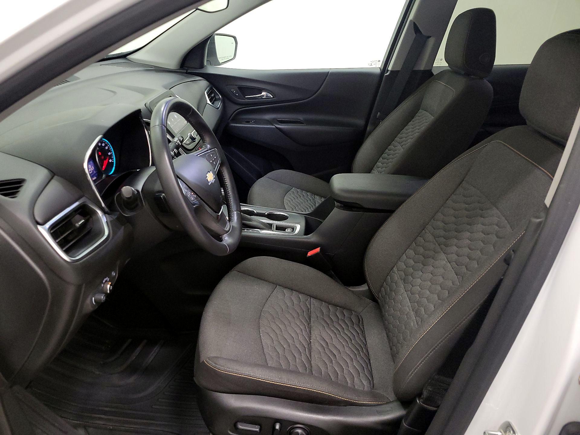Thumbnail: 2021 Chevrolet Equinox - 11