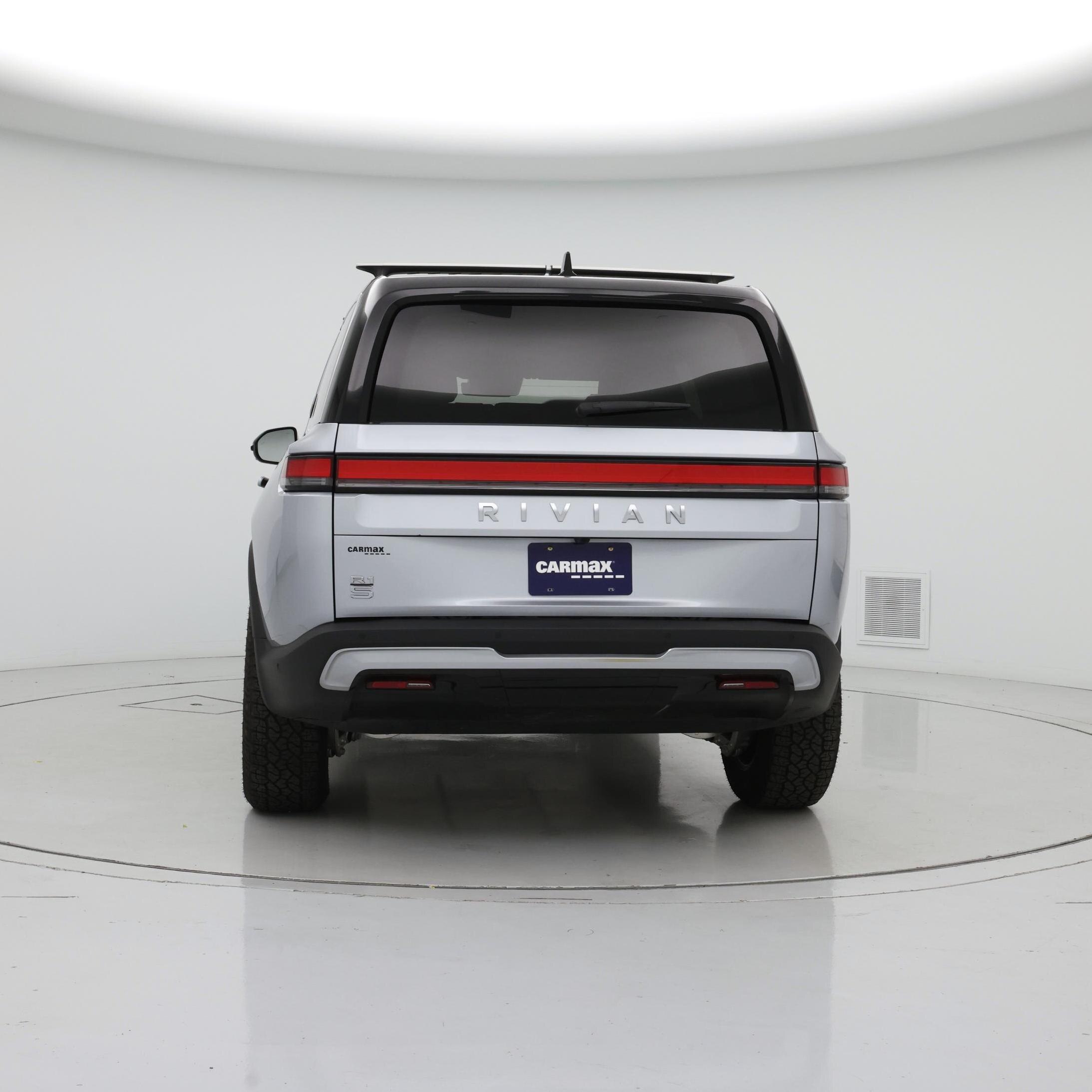 Thumbnail: 2025 Rivian R1S - 6