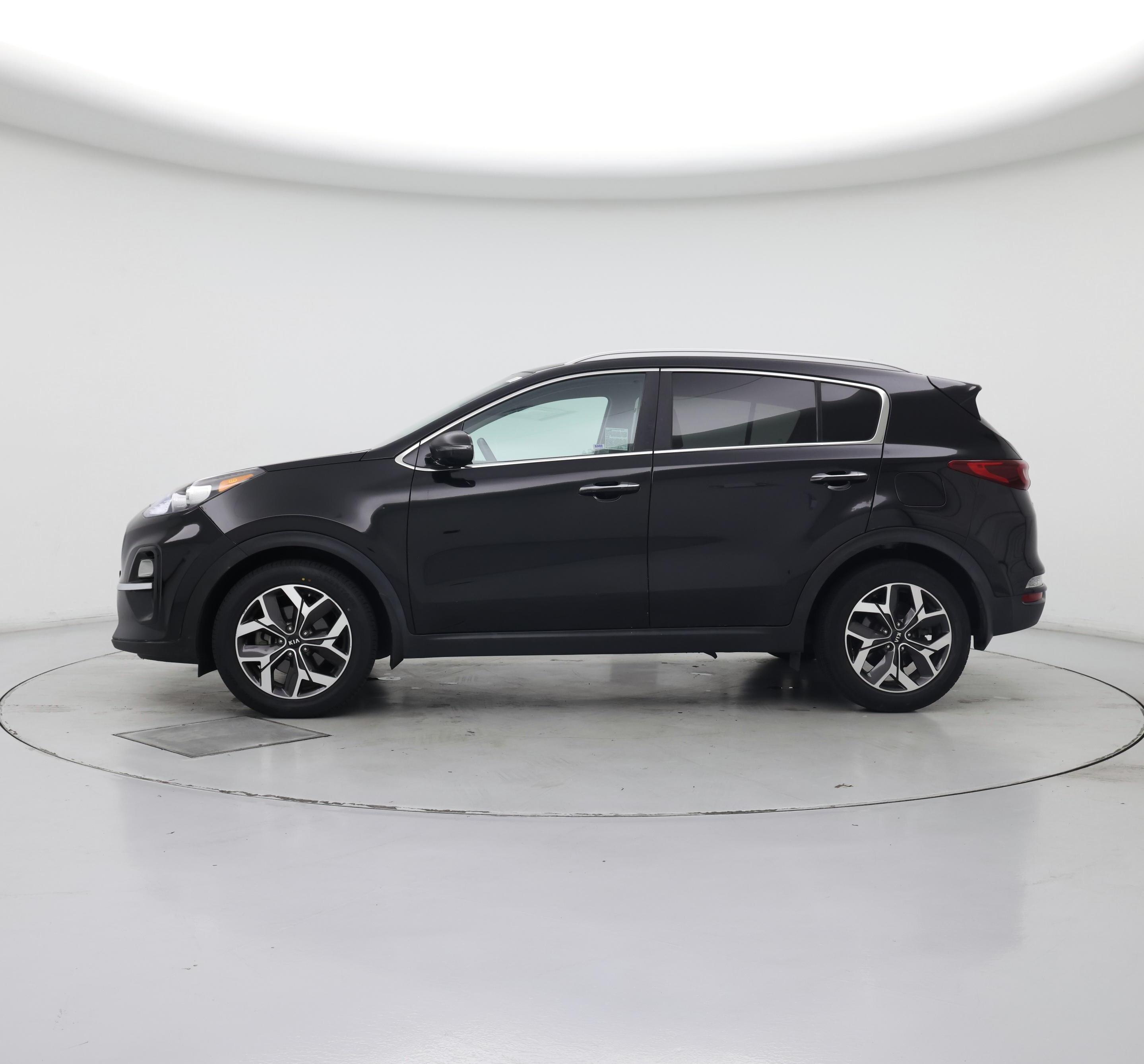 Thumbnail: 2020 Kia Sportage - 3