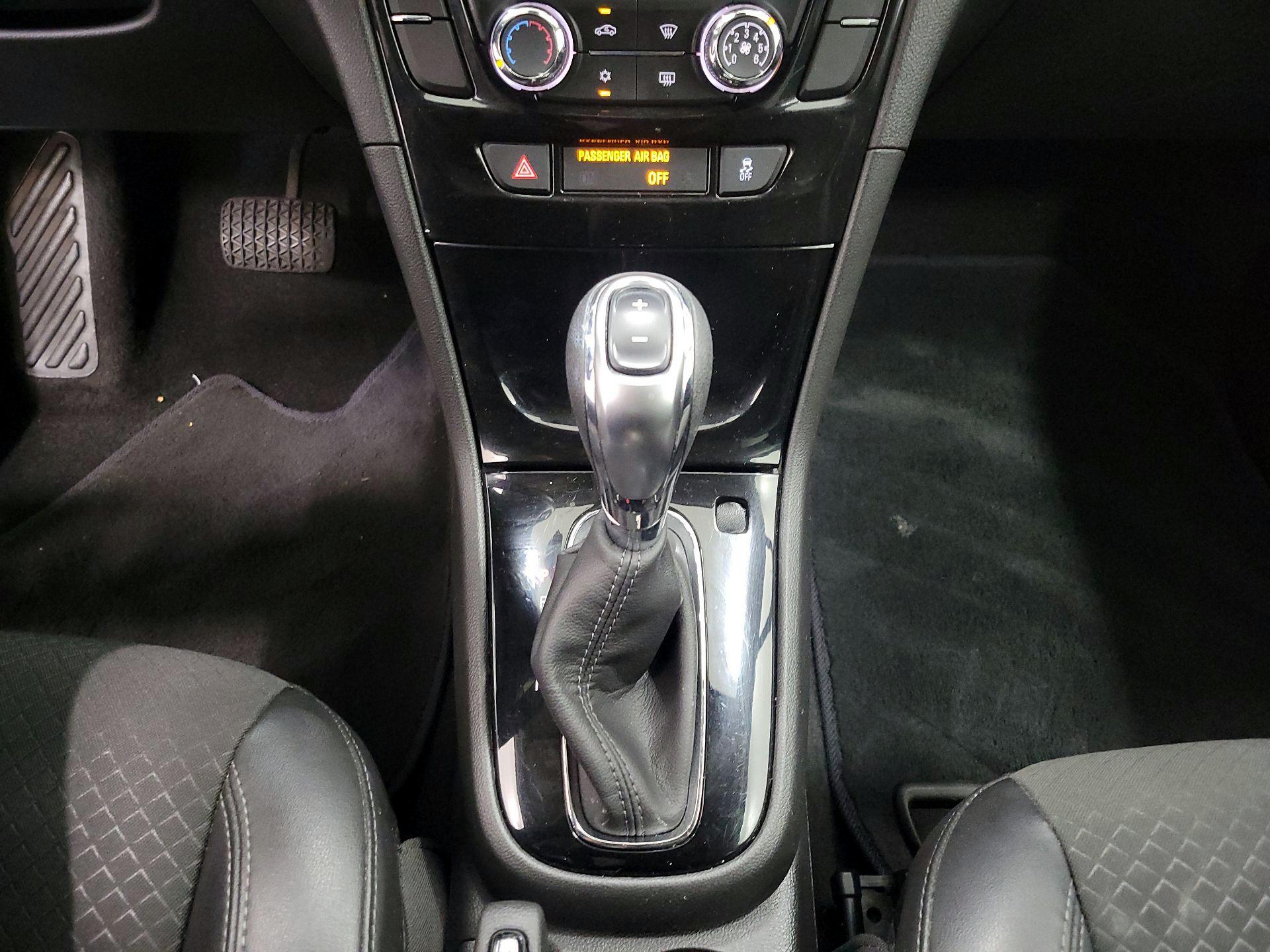 Thumbnail: 2020 Buick Encore - 17