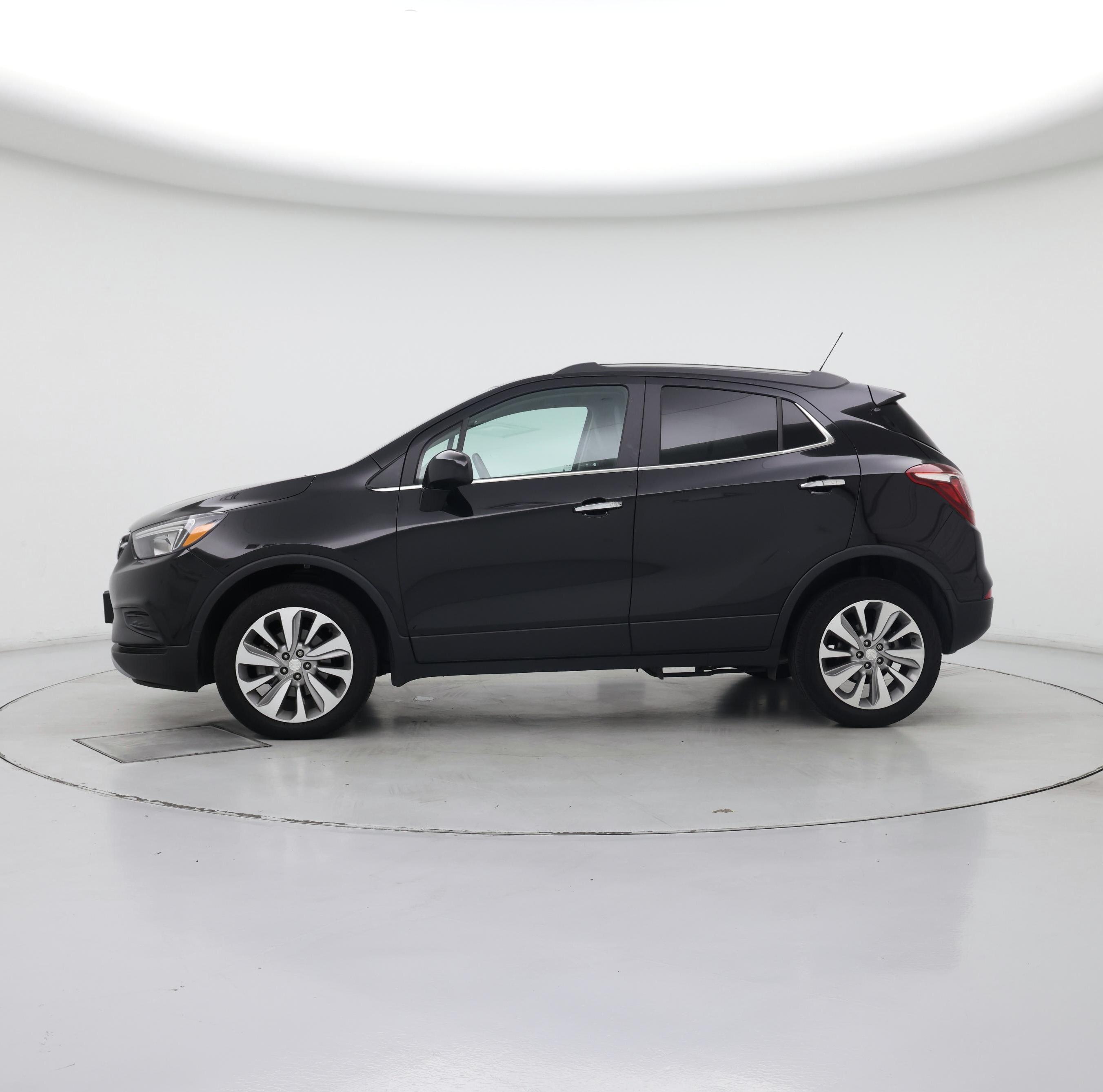 Thumbnail: 2020 Buick Encore - 3