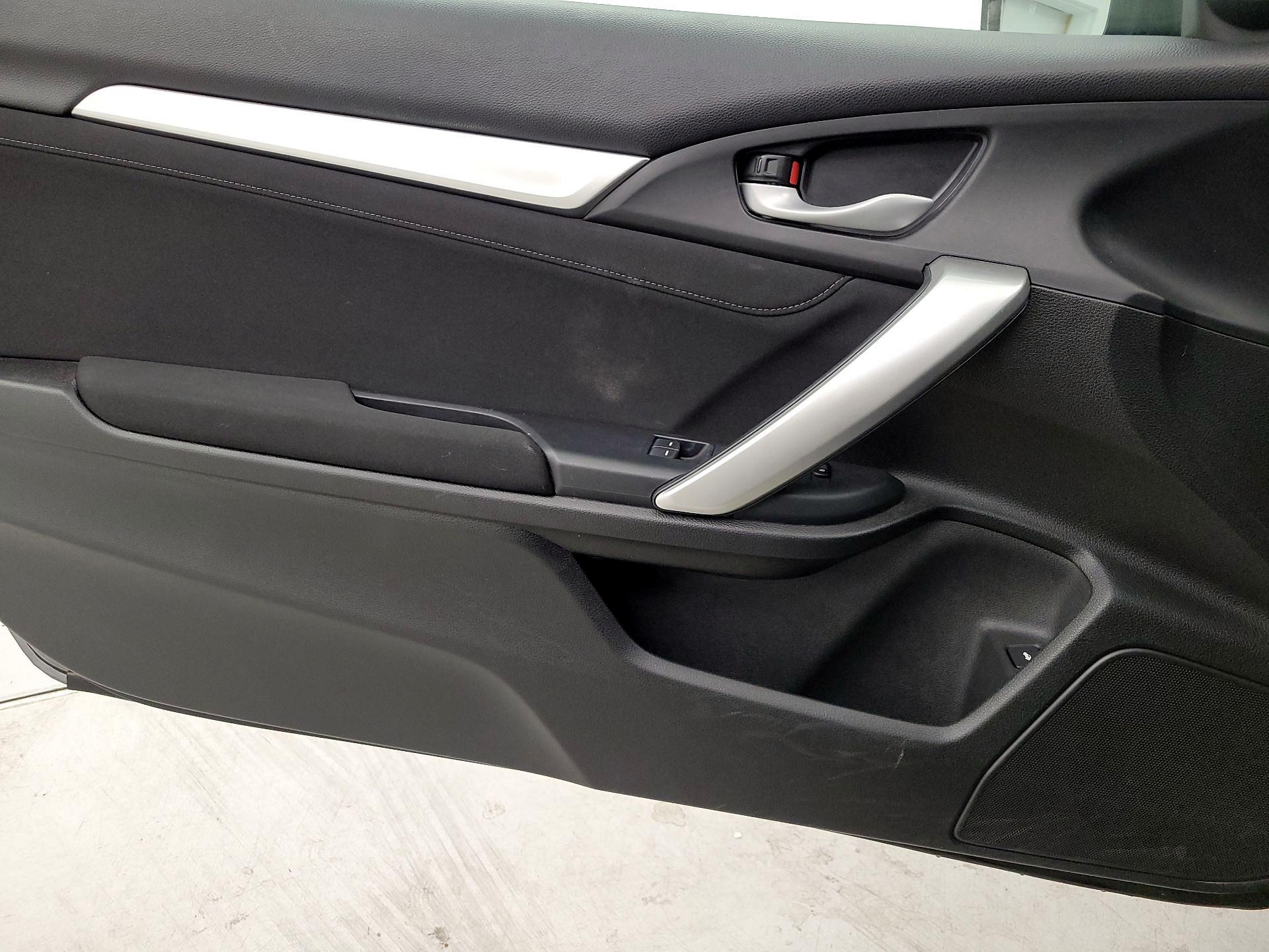 Thumbnail: 2019 Honda Civic - 12