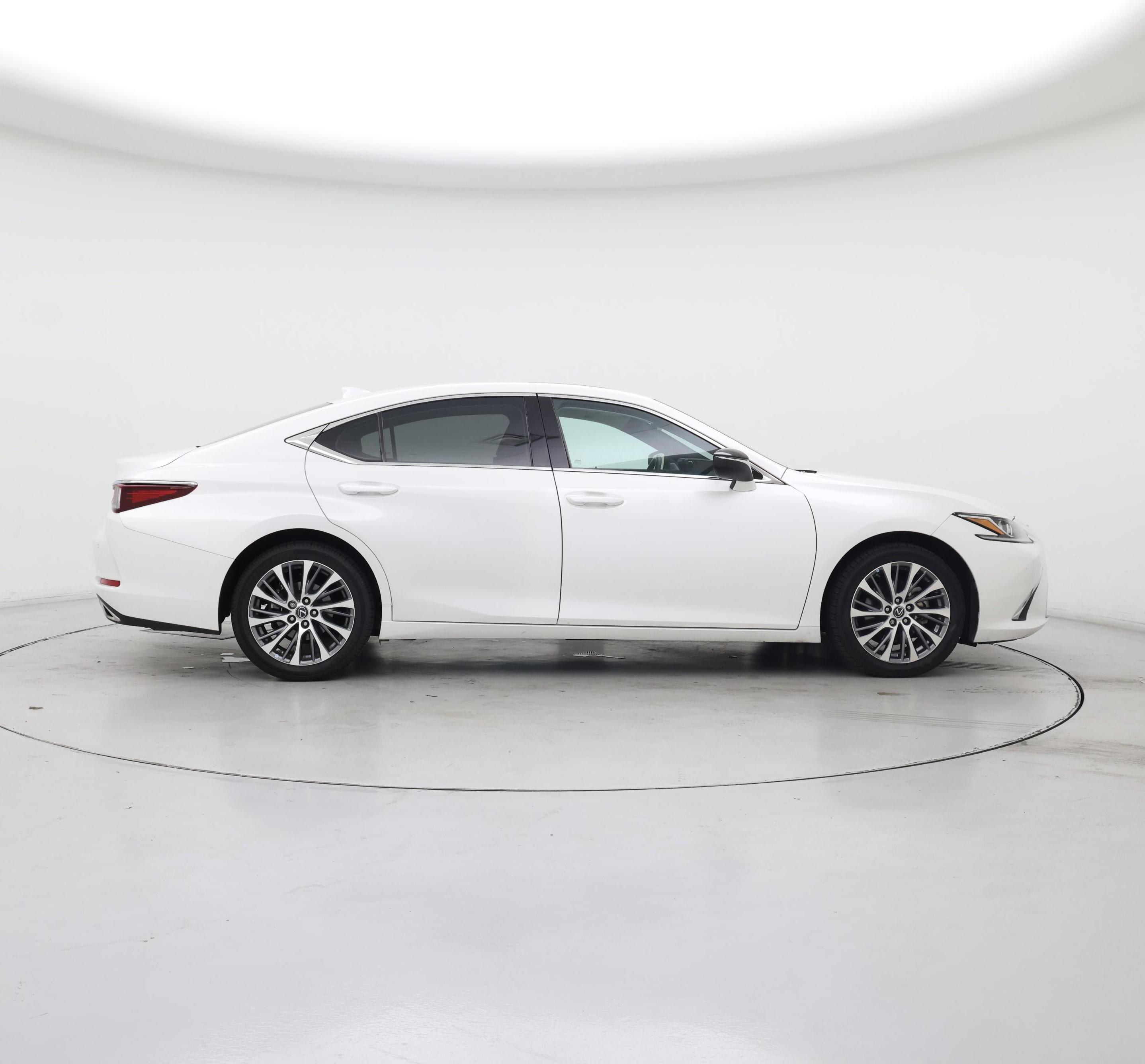 Thumbnail: 2019 Lexus ES - 7