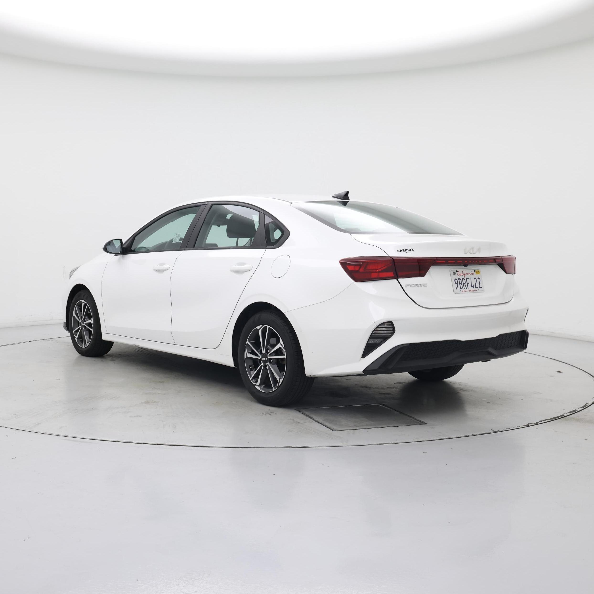 Thumbnail: 2022 Kia Forte - 2
