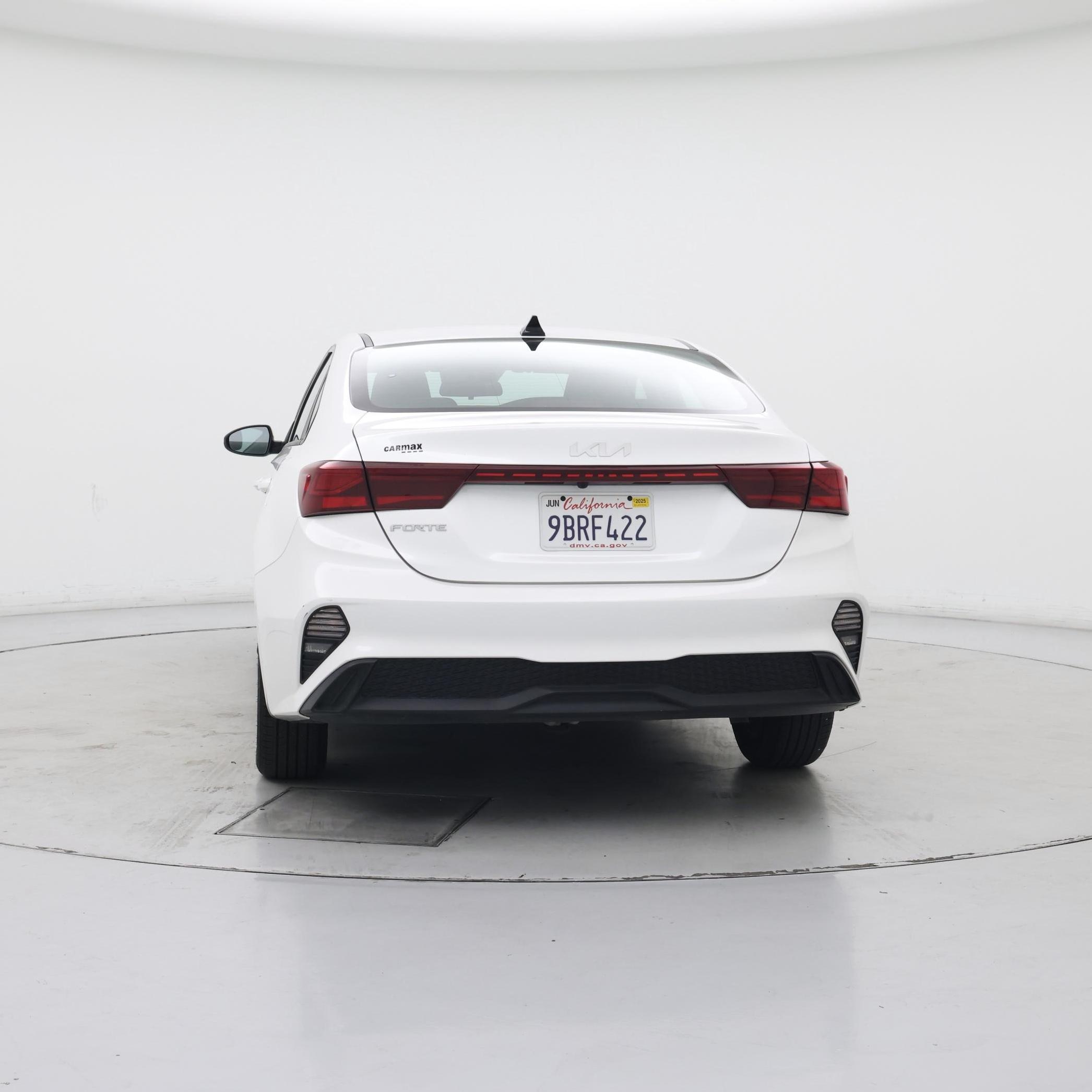 Thumbnail: 2022 Kia Forte - 6