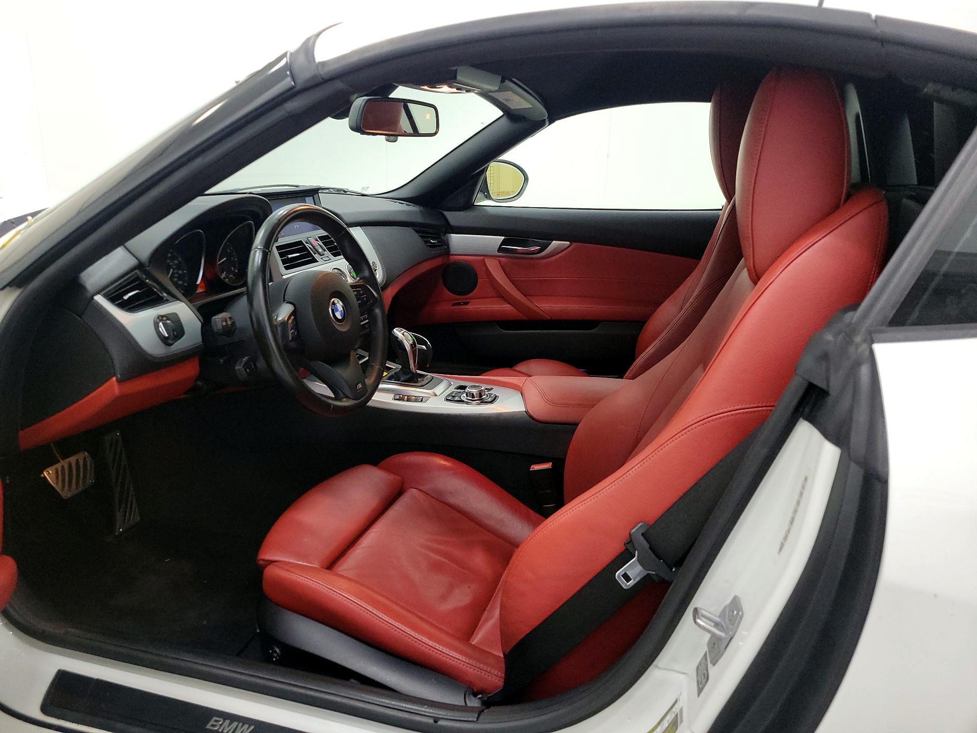 Thumbnail: 2015 BMW Z4 - 11