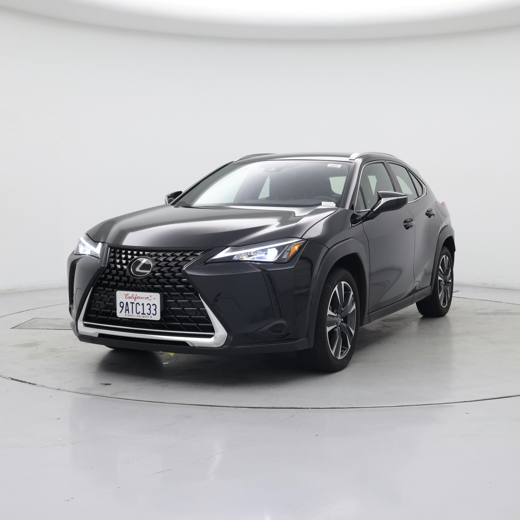 Thumbnail: 2022 Lexus UX - 4