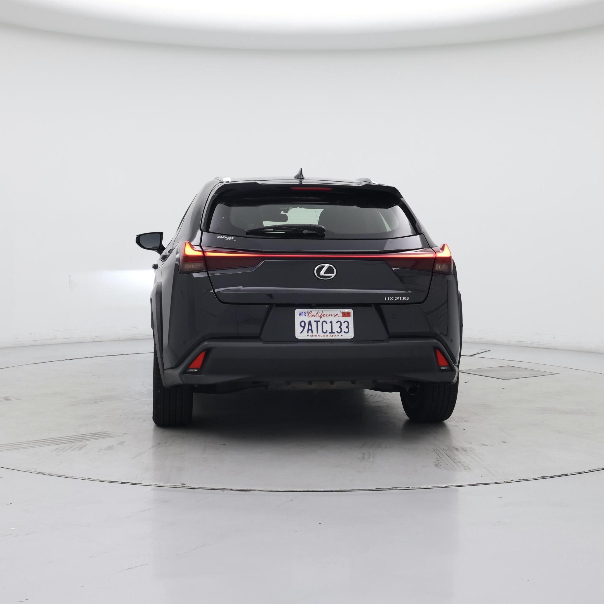 Thumbnail: 2022 Lexus UX - 6
