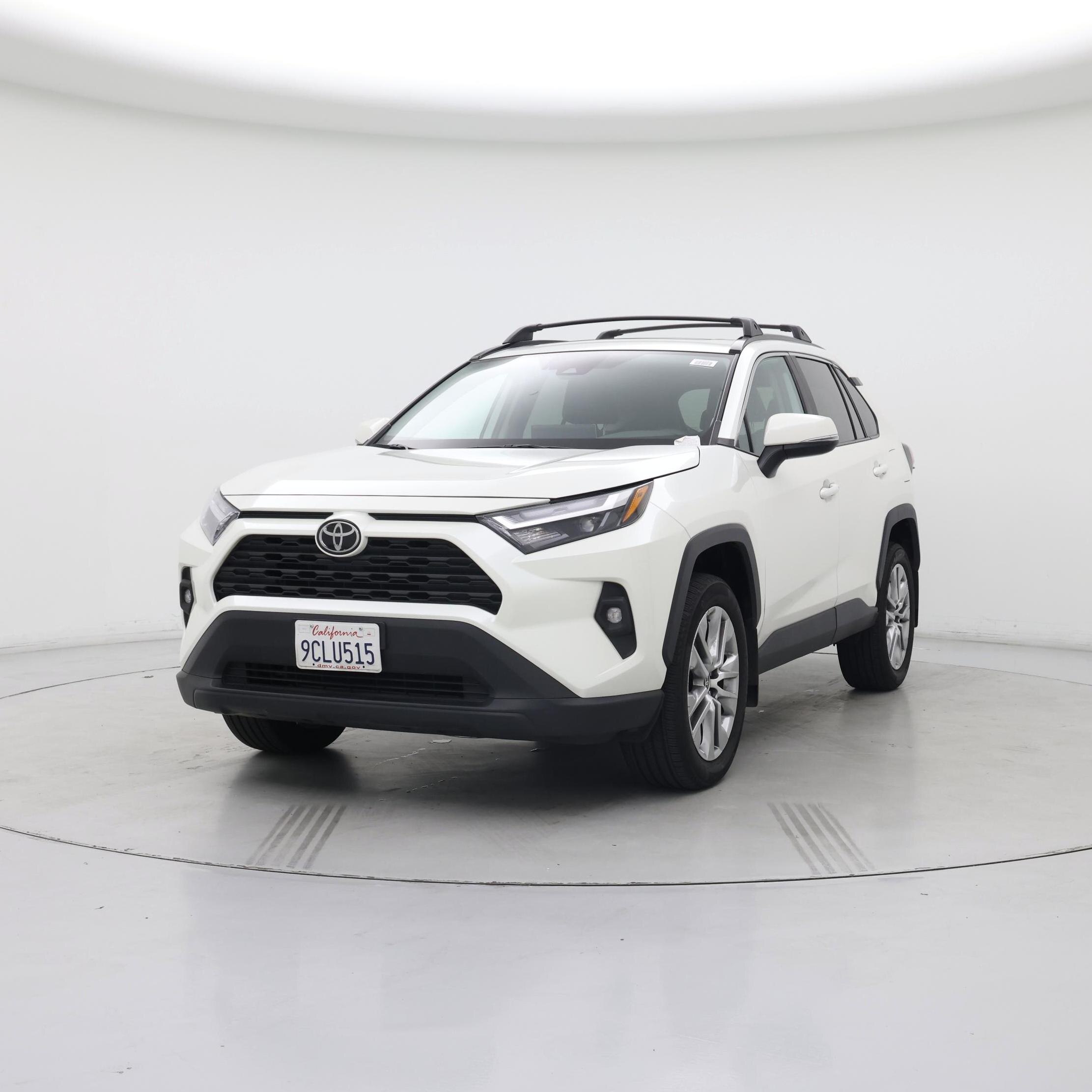 Thumbnail: 2022 Toyota RAV4 - 4