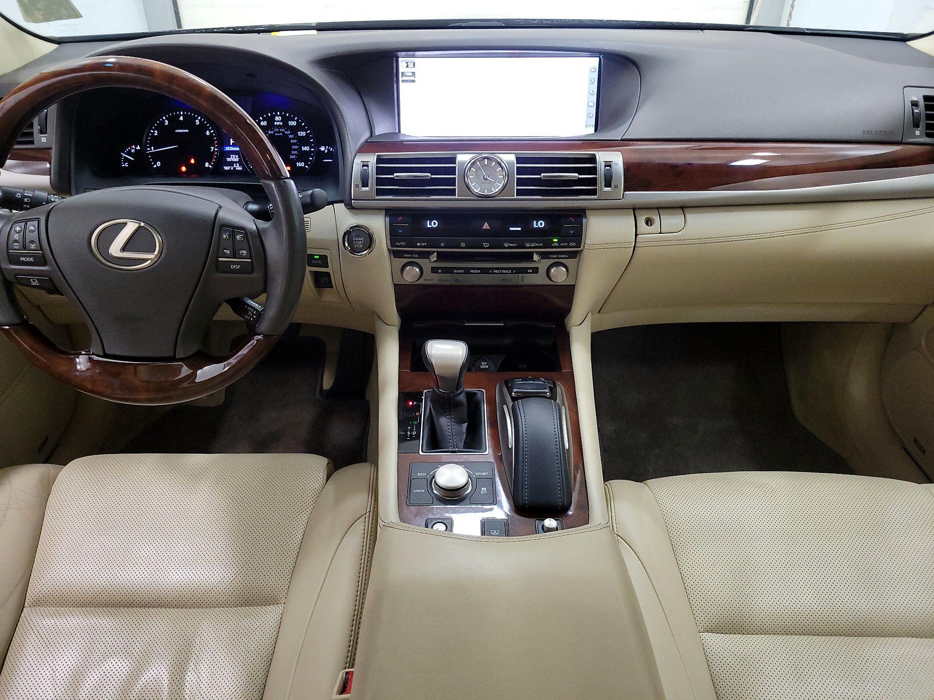Thumbnail: 2017 Lexus LS - 9