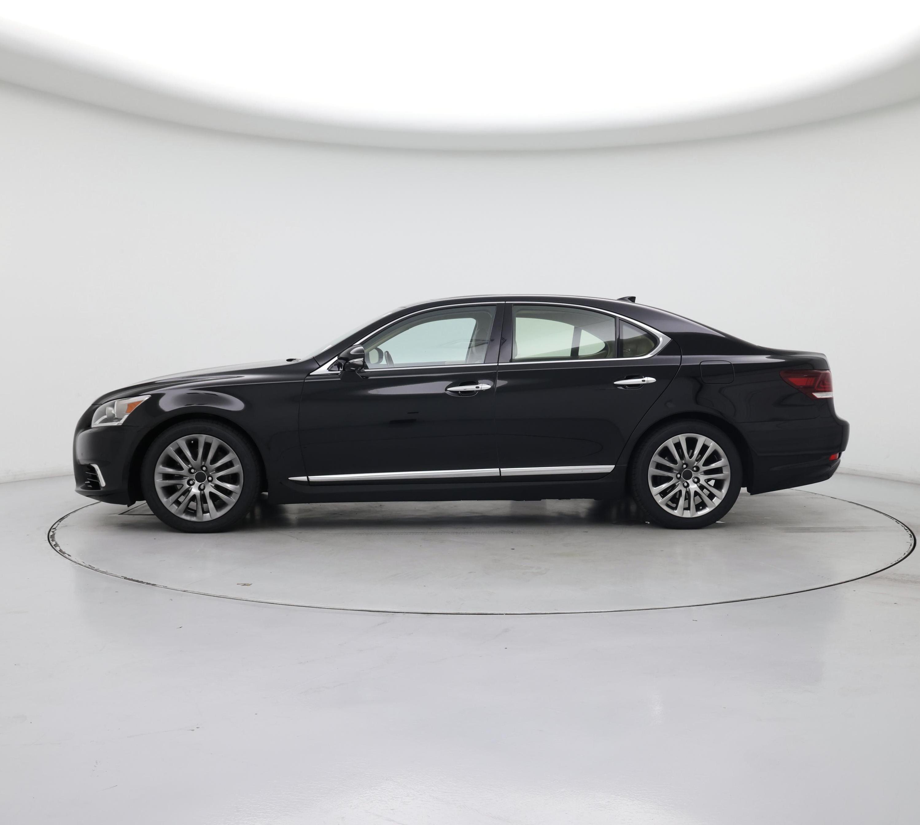 Thumbnail: 2017 Lexus LS - 3
