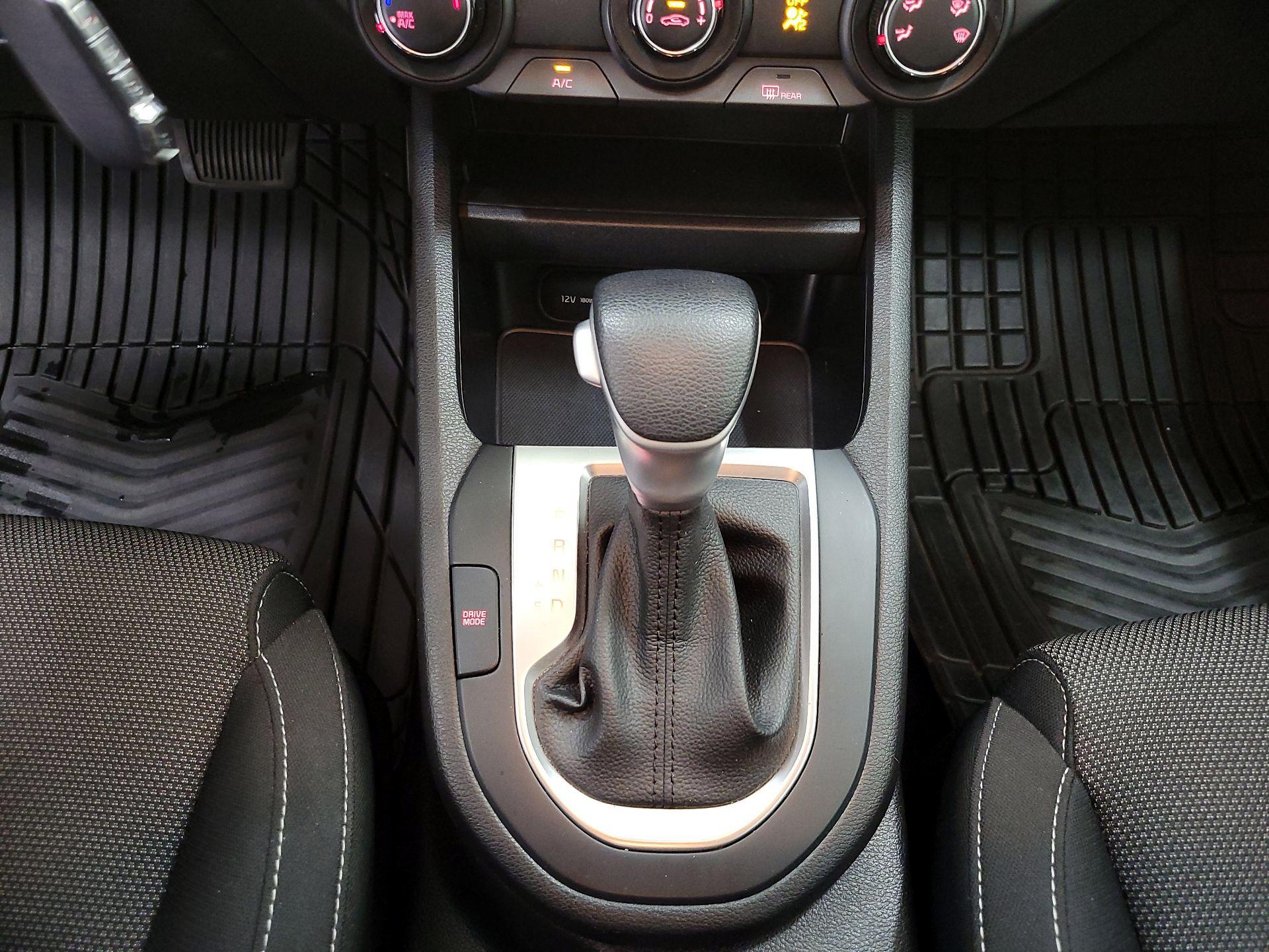 Thumbnail: 2023 Kia Forte - 17