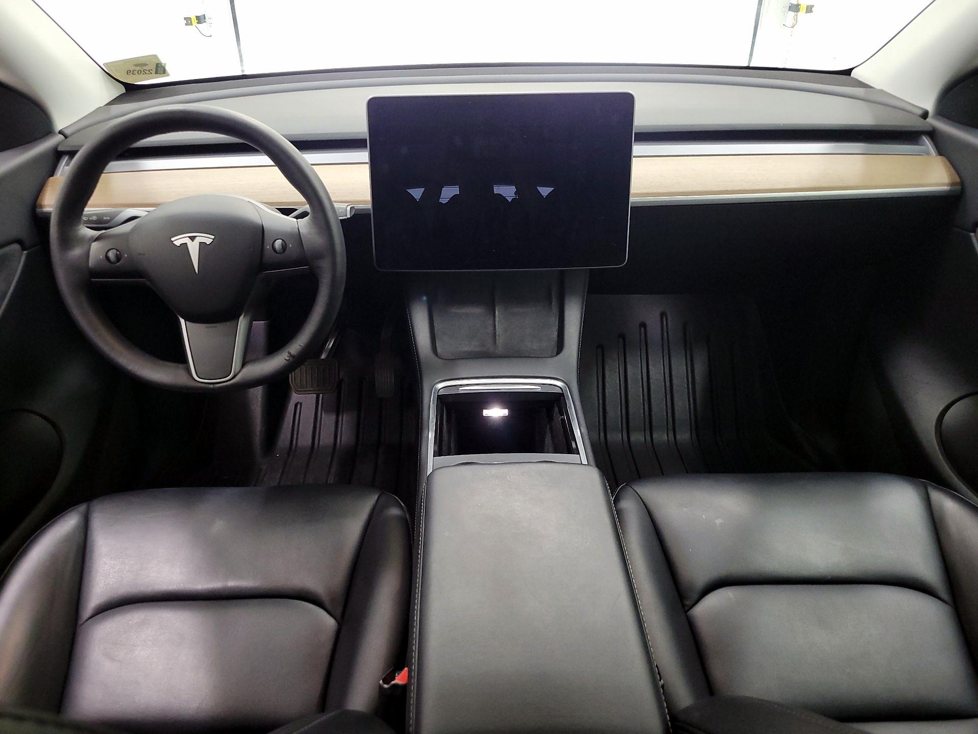 Thumbnail: 2021 Tesla Model Y - 9