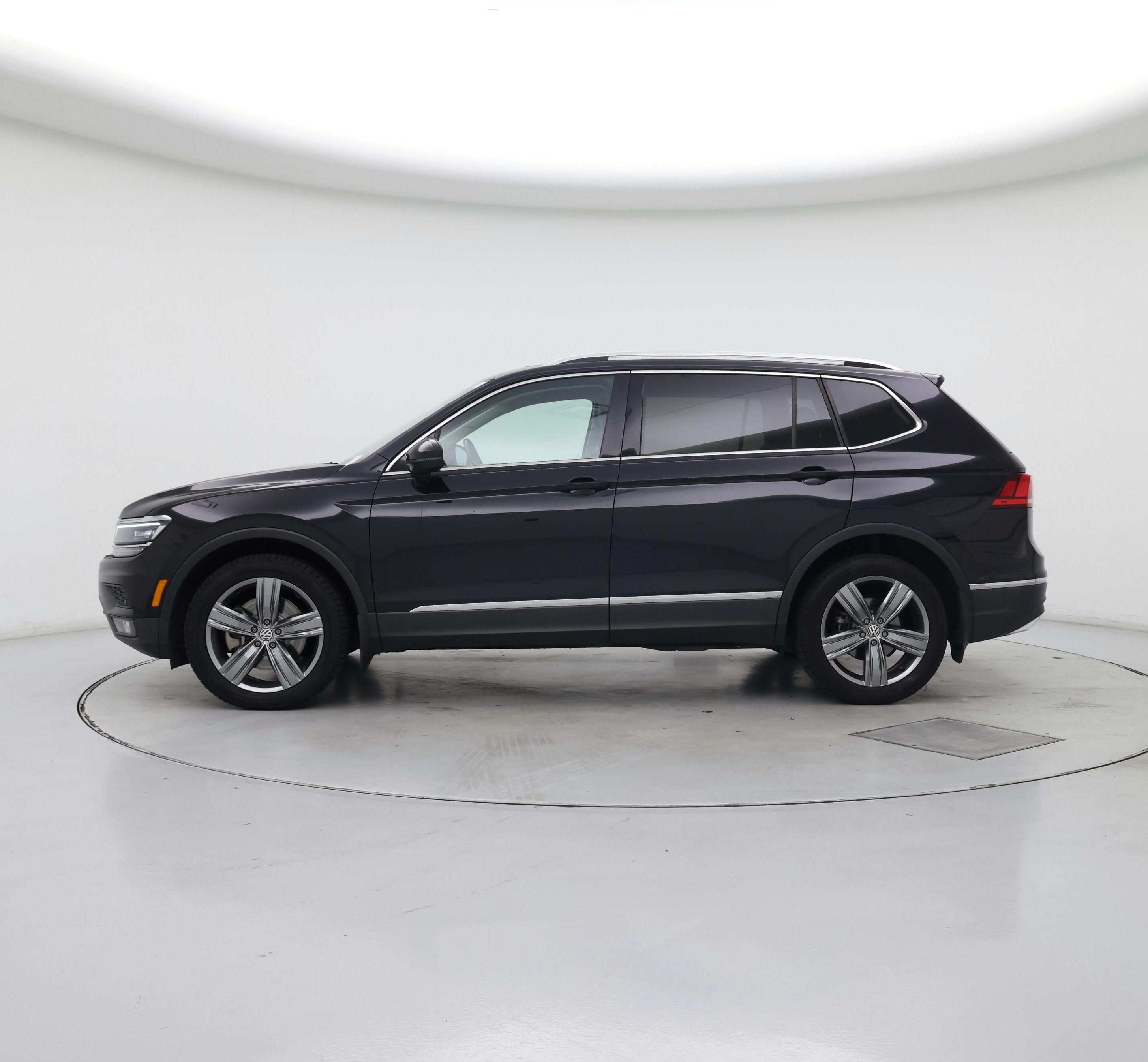 Thumbnail: 2018 Volkswagen Tiguan - 3