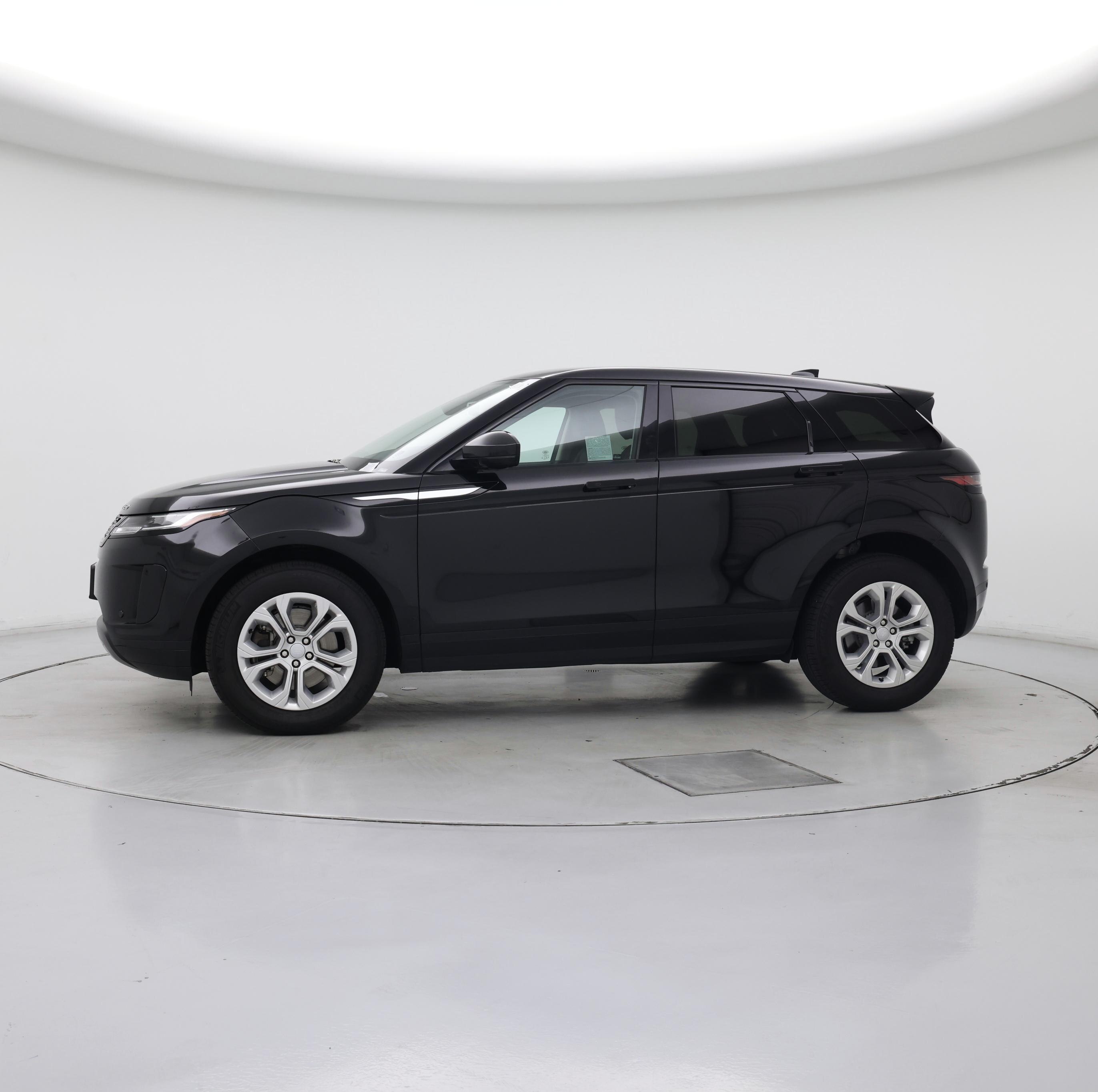 Thumbnail: 2023 Land Rover Range Rover Evoque - 3