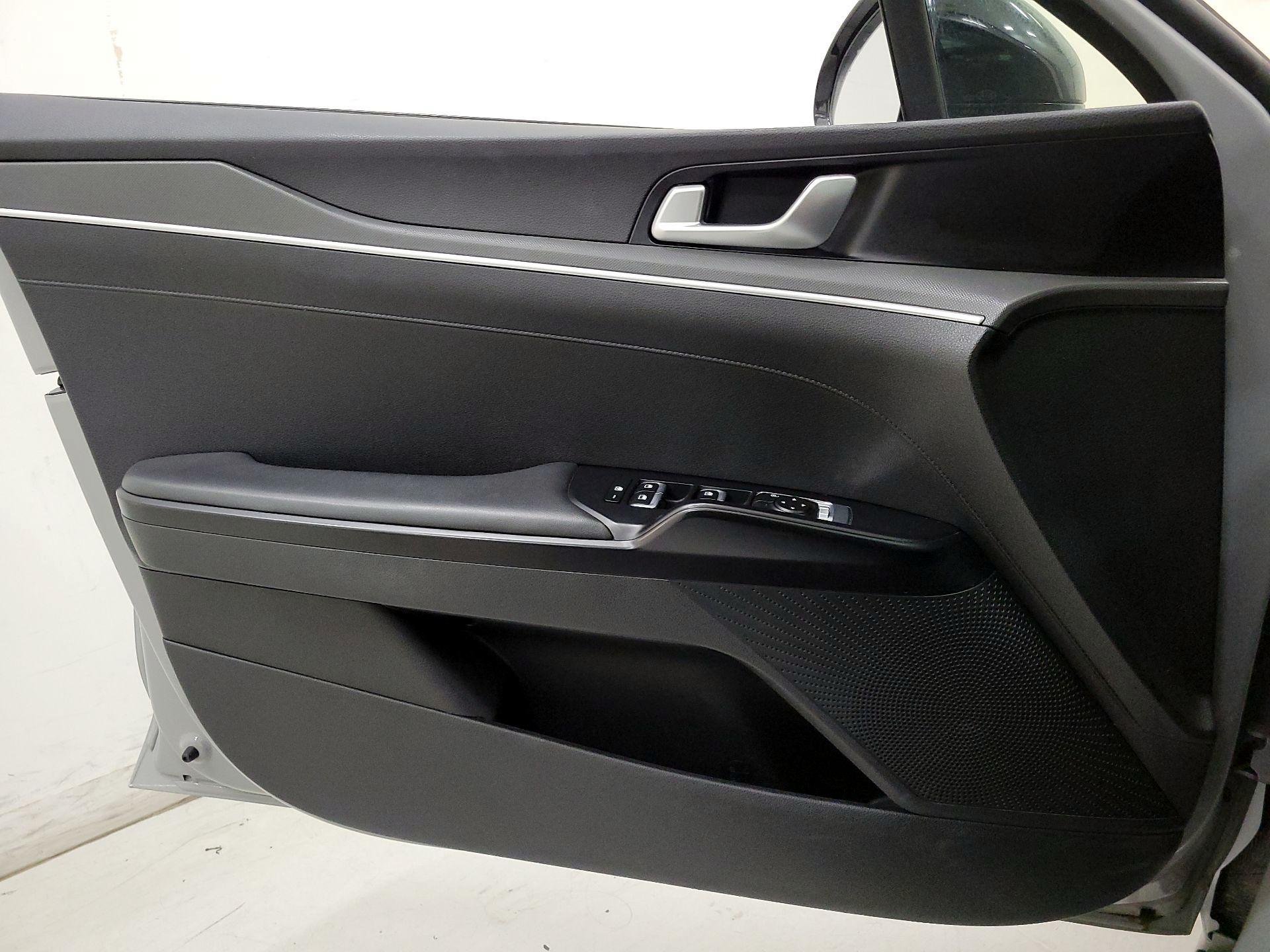 Thumbnail: 2021 Kia K5 - 12