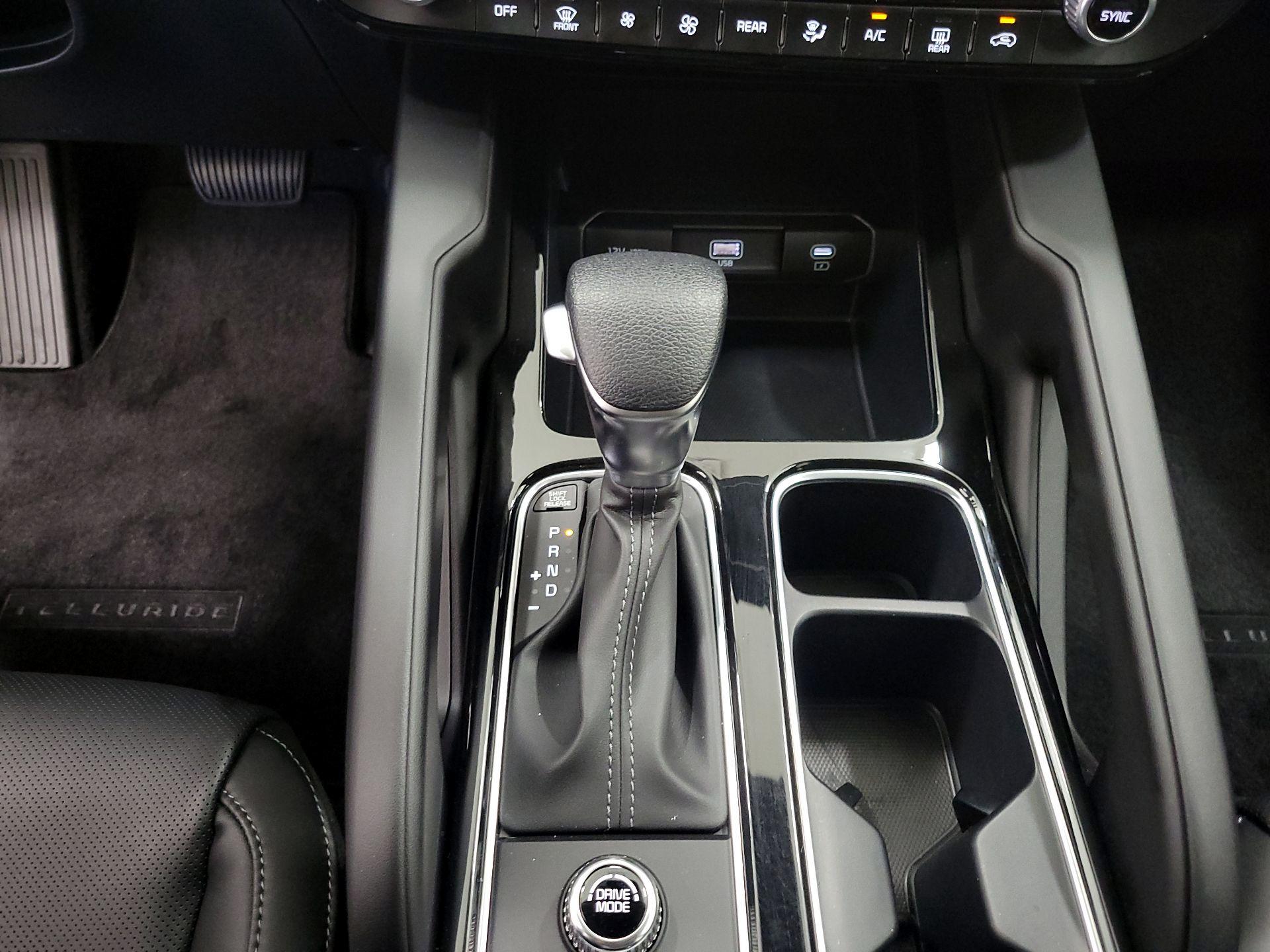Thumbnail: 2025 Kia Telluride - 18