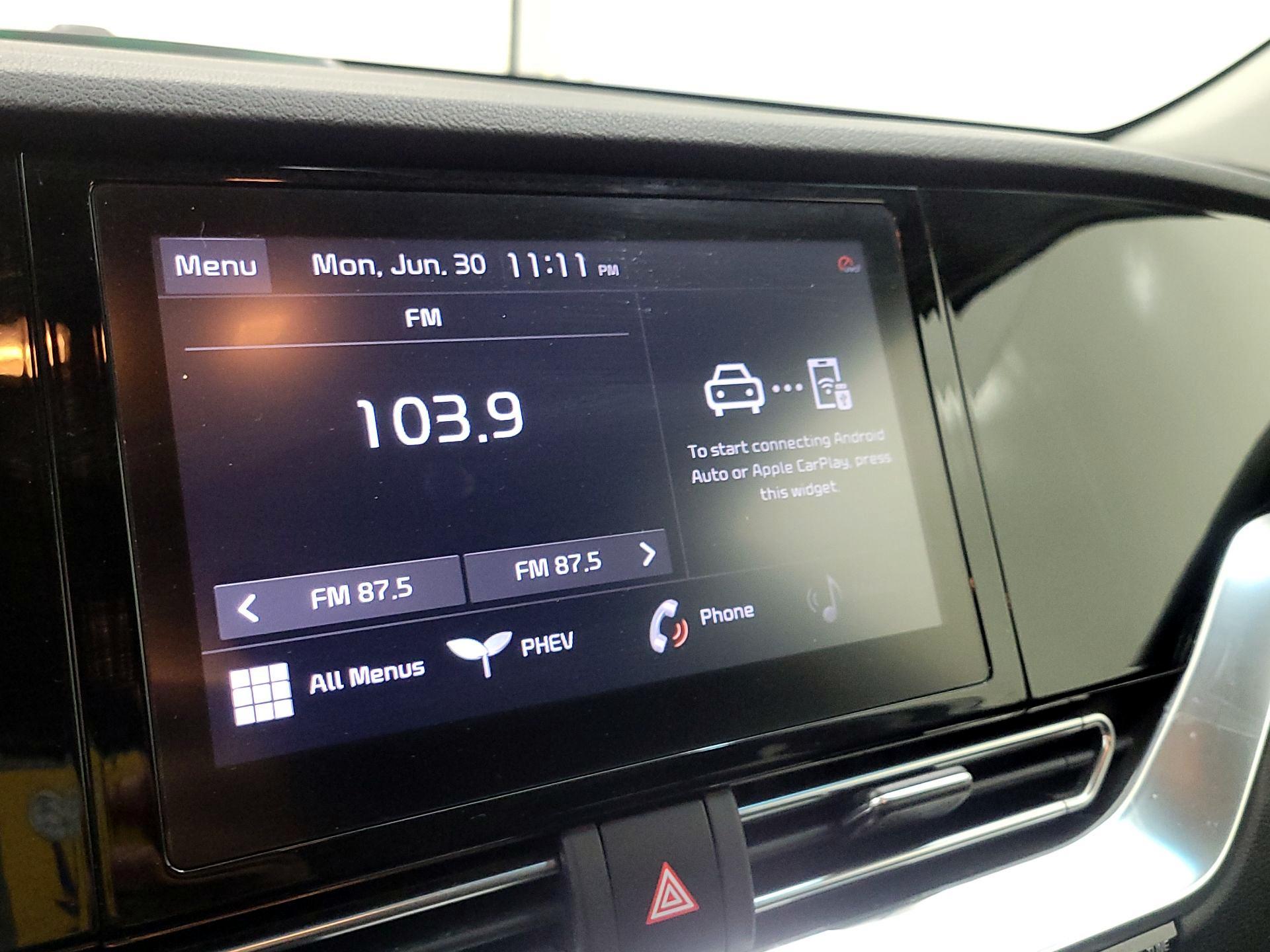 Thumbnail: 2022 Kia Niro - 15