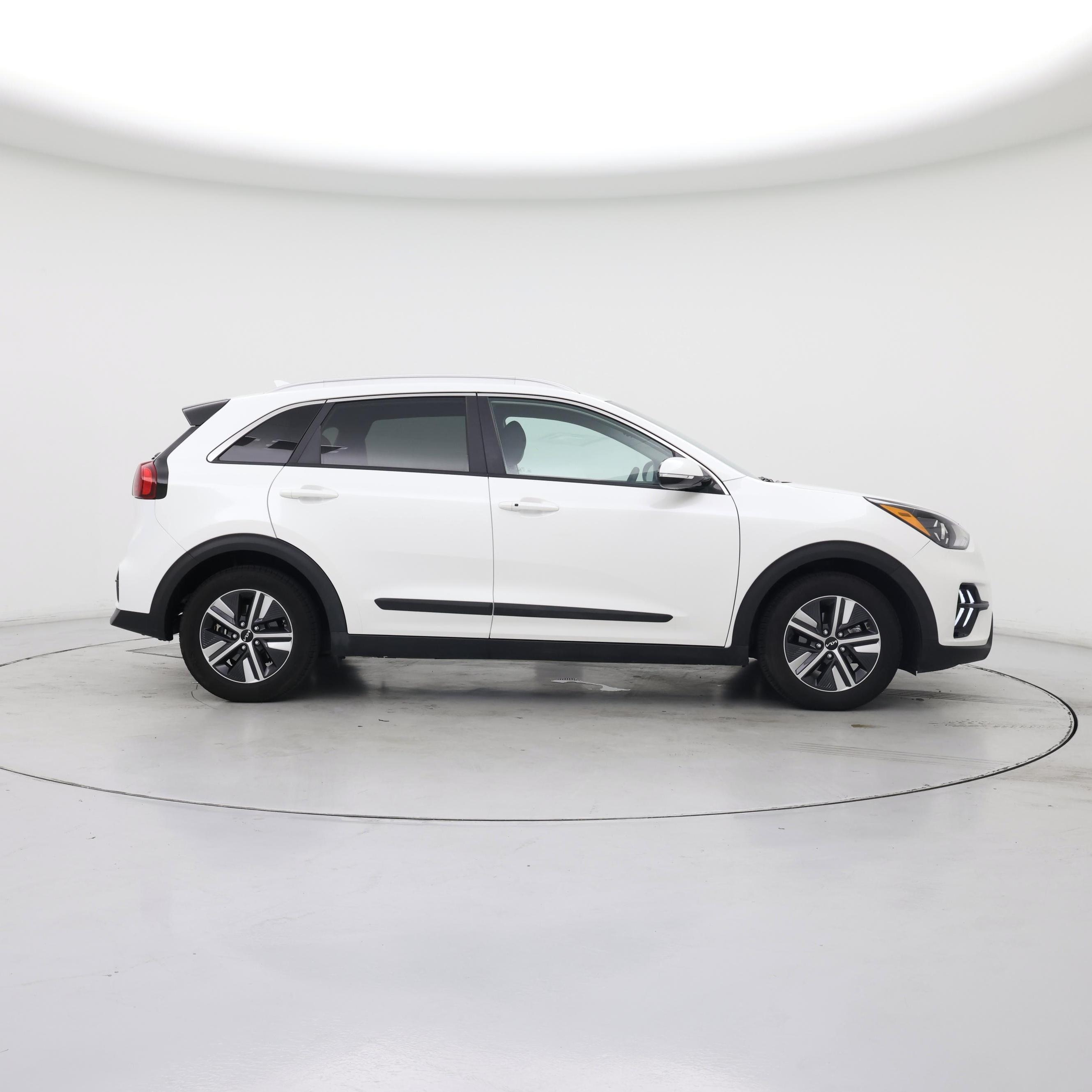 Thumbnail: 2022 Kia Niro - 7