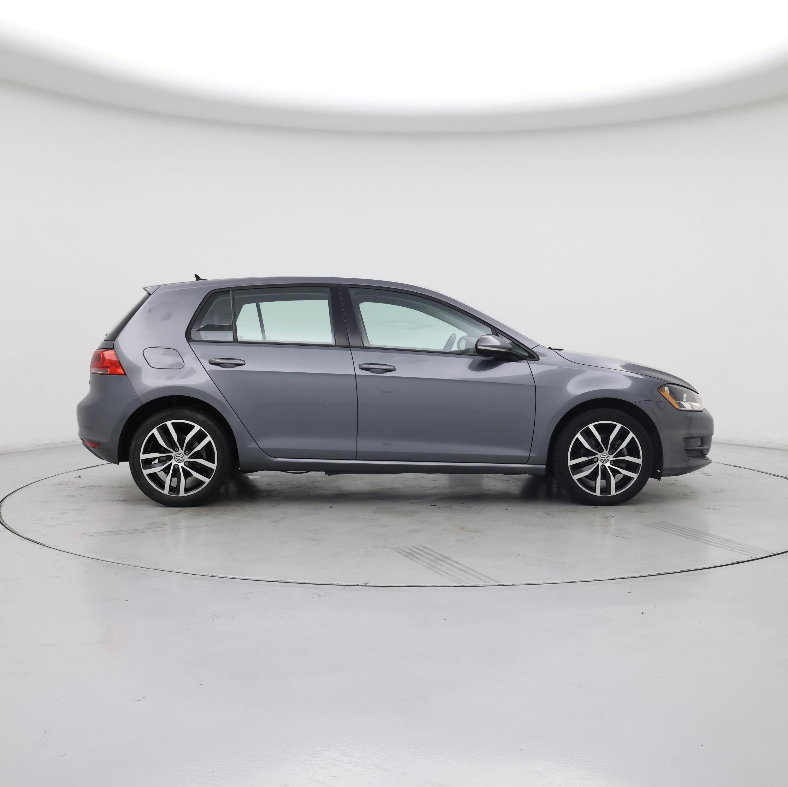 Thumbnail: 2016 Volkswagen Golf - 7
