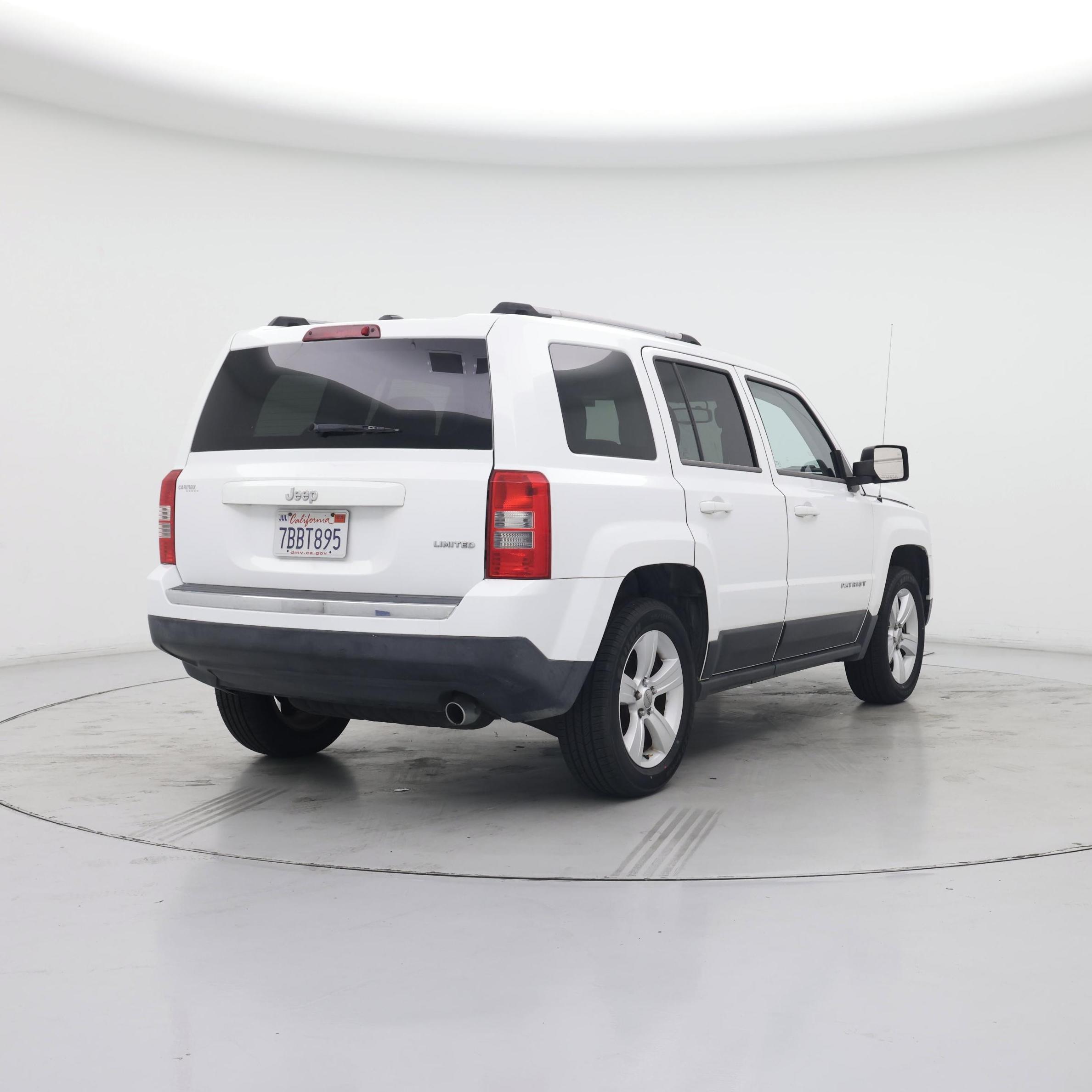 Thumbnail: 2014 Jeep Patriot - 8