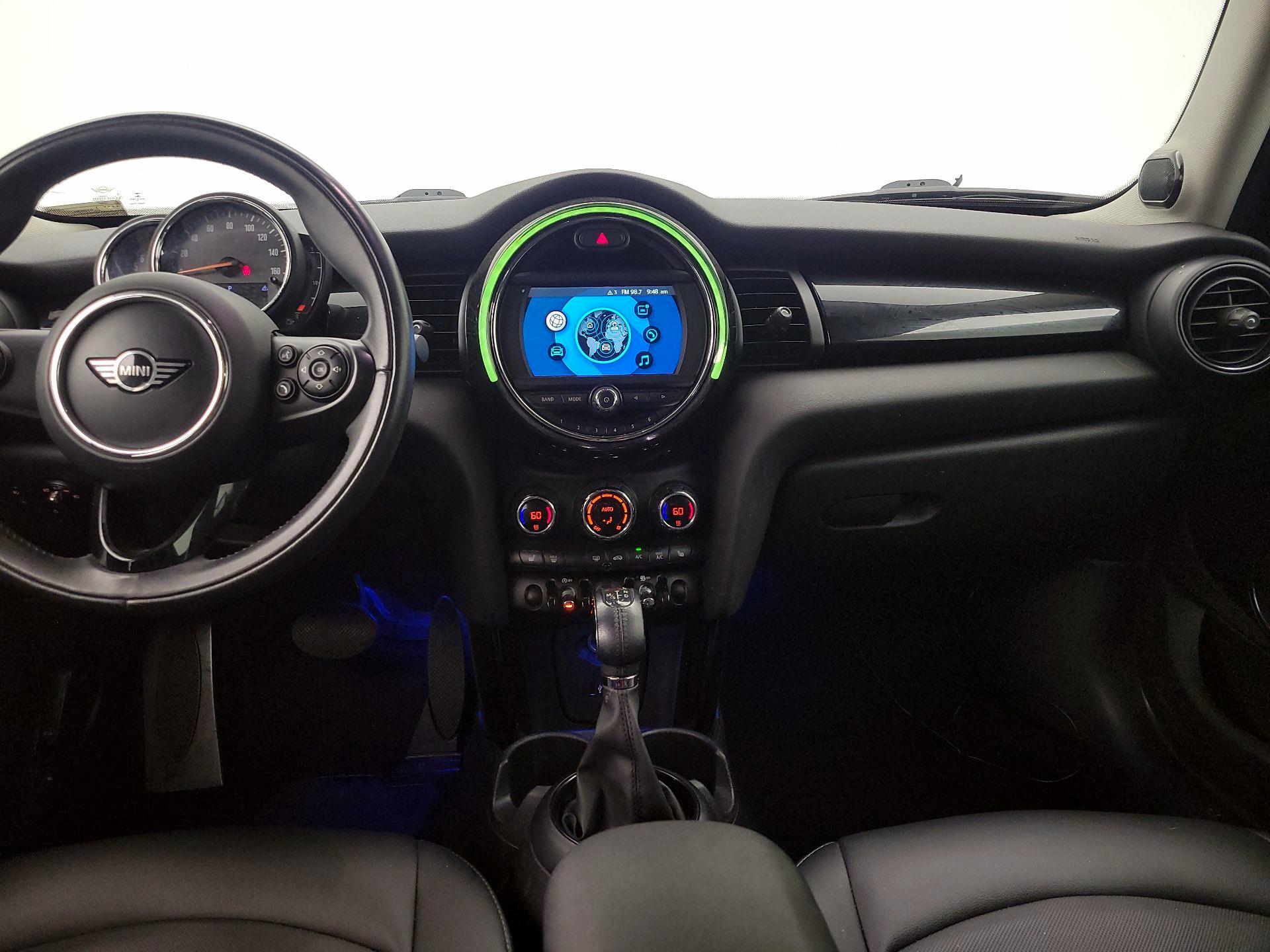 Thumbnail: 2019 MINI Cooper Hardtop - 9