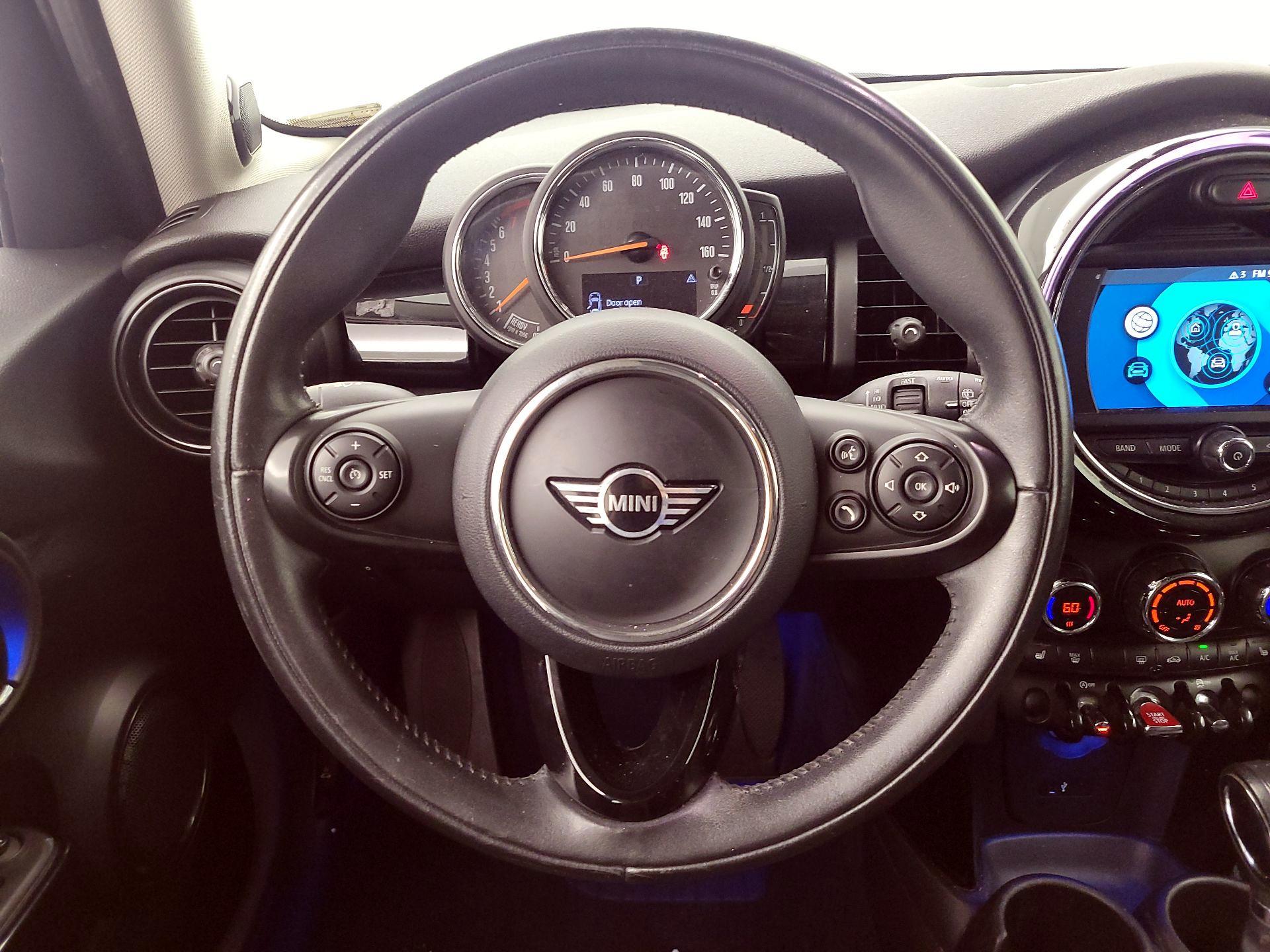 Thumbnail: 2019 MINI Cooper Hardtop - 10