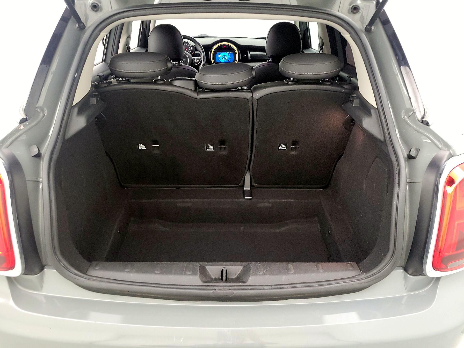 Thumbnail: 2019 MINI Cooper Hardtop - 20