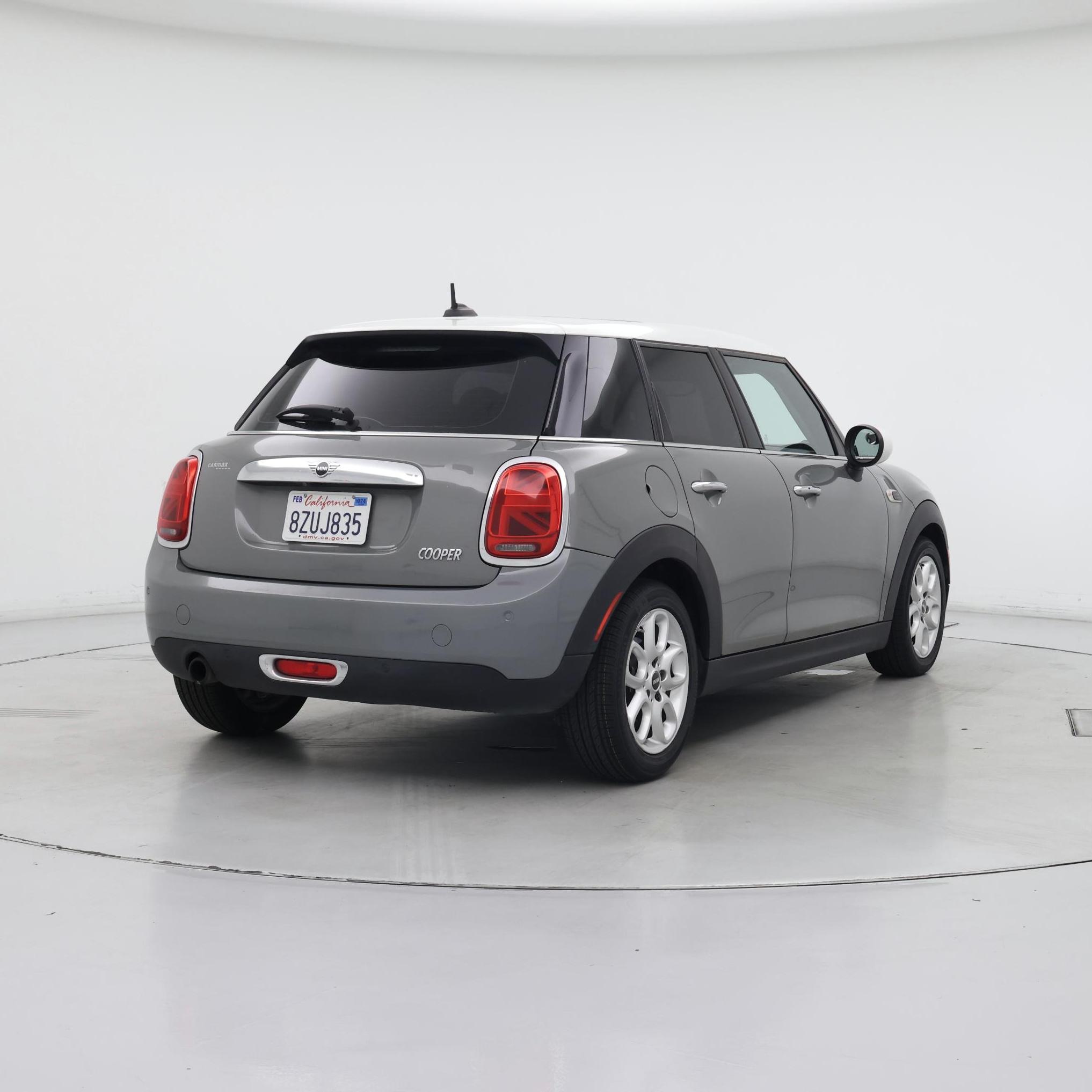 Thumbnail: 2019 MINI Cooper Hardtop - 8