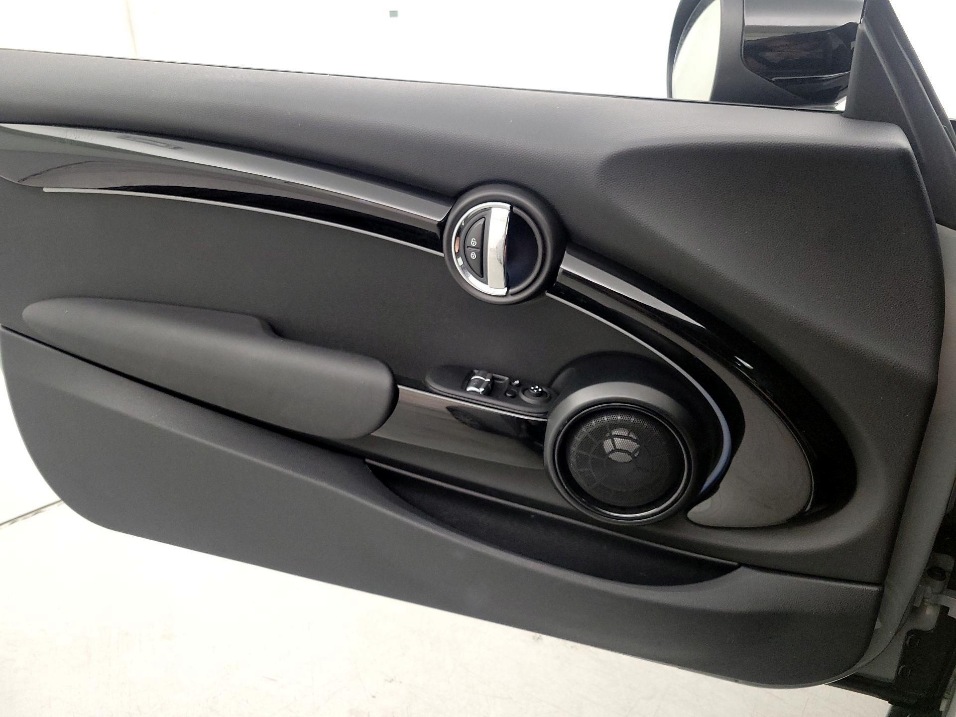Thumbnail: 2022 MINI Cooper Hardtop - 12