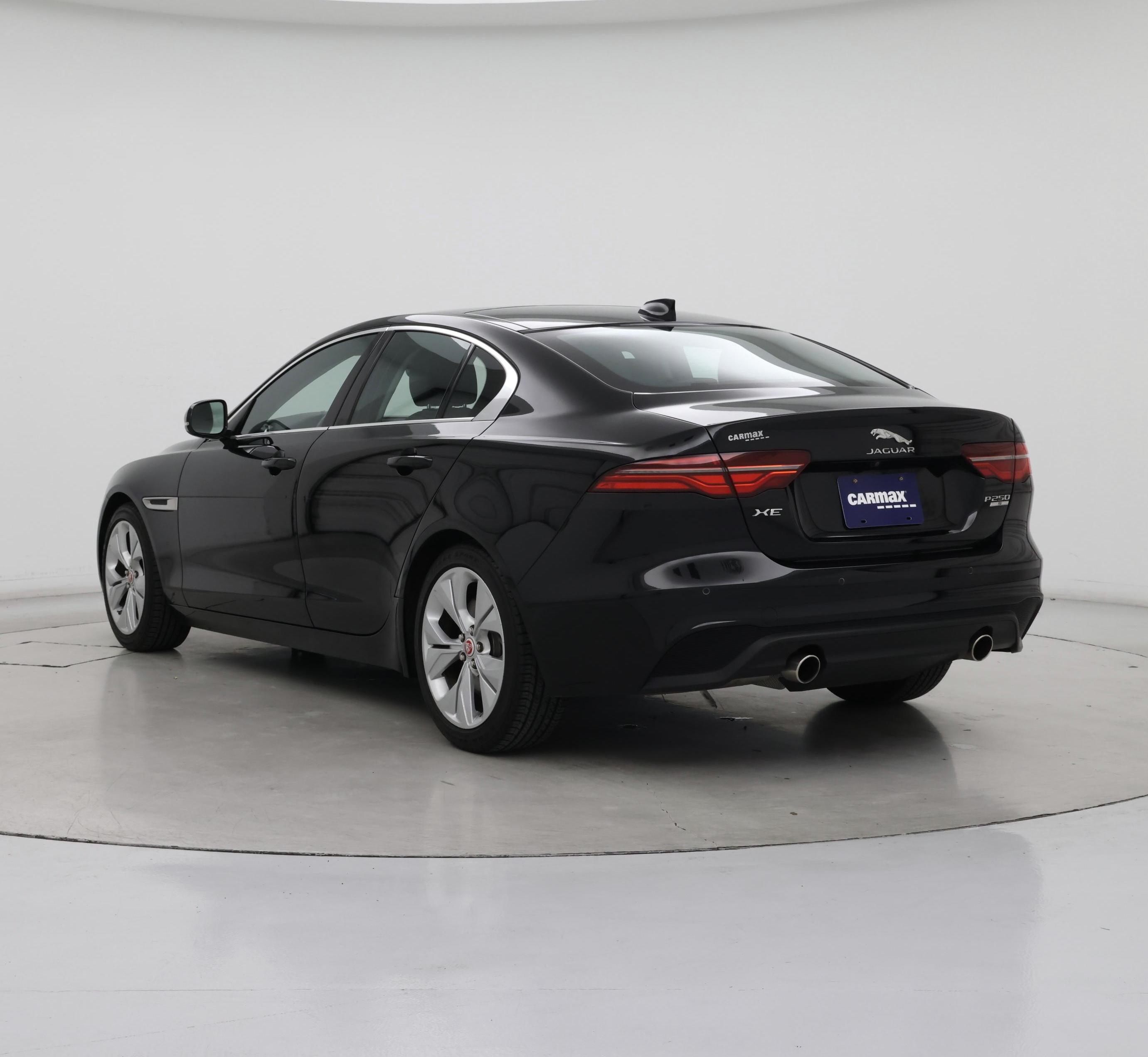 Thumbnail: 2020 Jaguar XE - 2