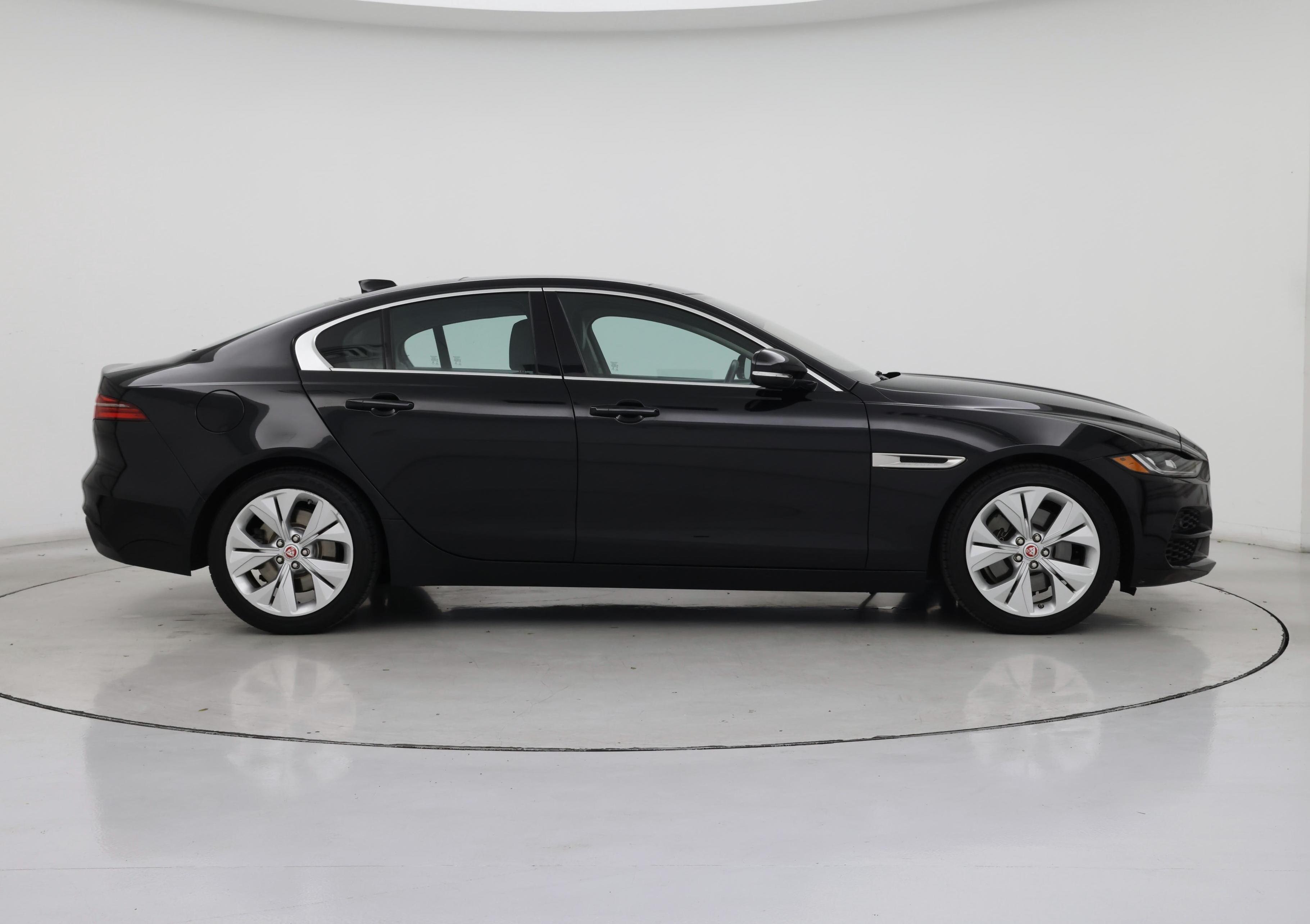 Thumbnail: 2020 Jaguar XE - 7